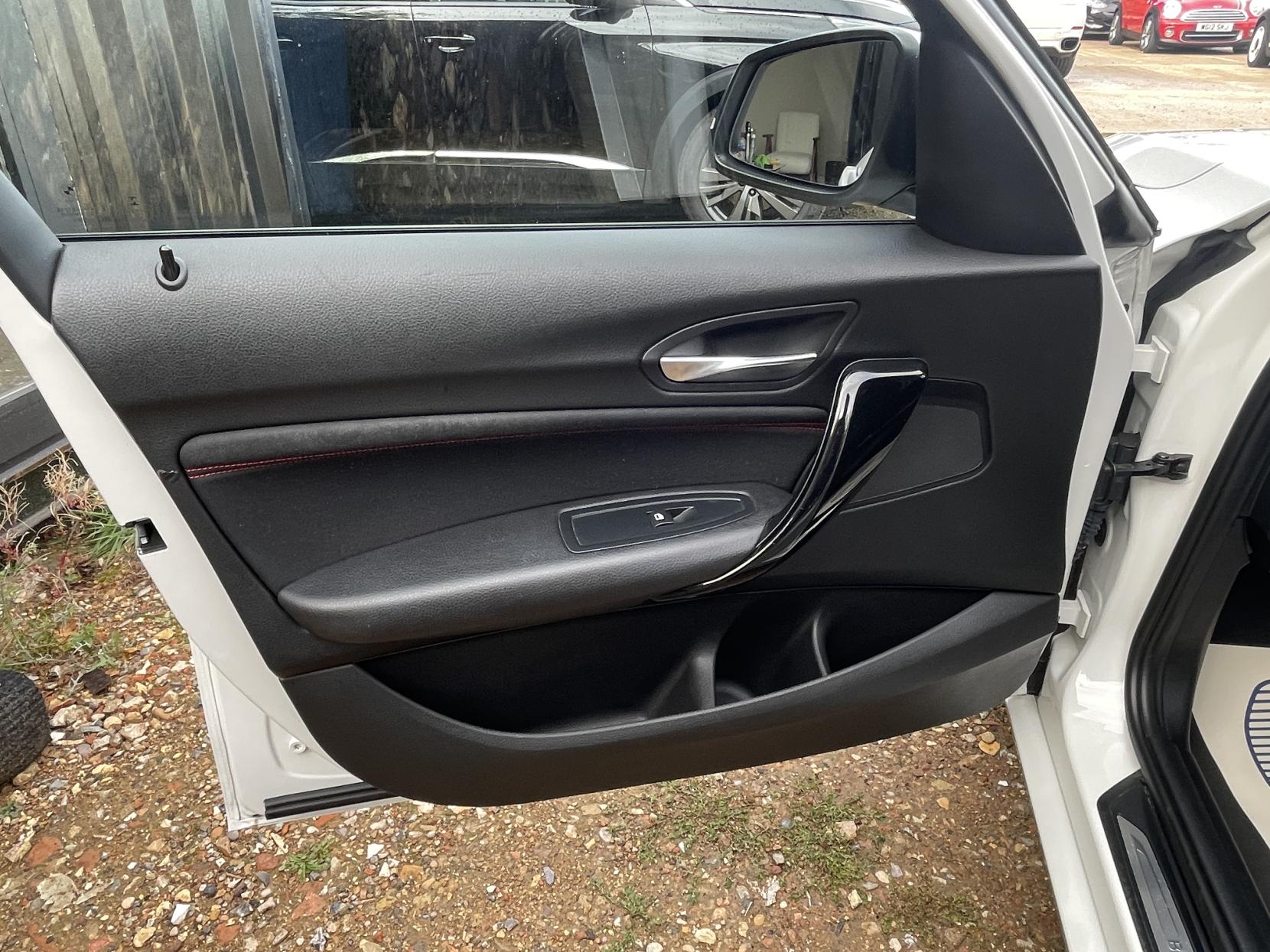 BMW 1 Series 1.5 118i Sport Hatchback 5dr Petrol Manual Euro 6 (s/s) (136 ps)