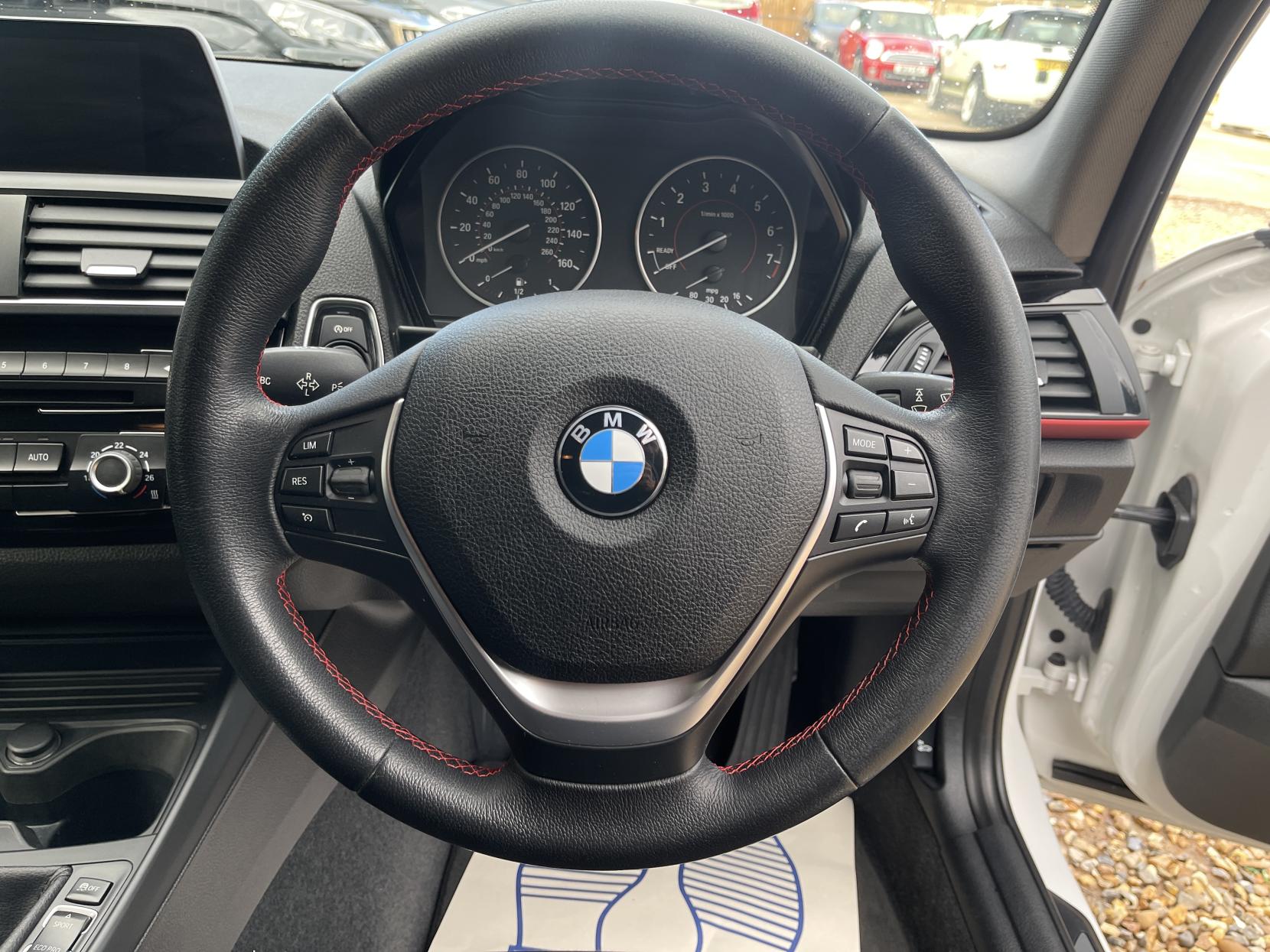 BMW 1 Series 1.5 118i Sport Hatchback 5dr Petrol Manual Euro 6 (s/s) (136 ps)