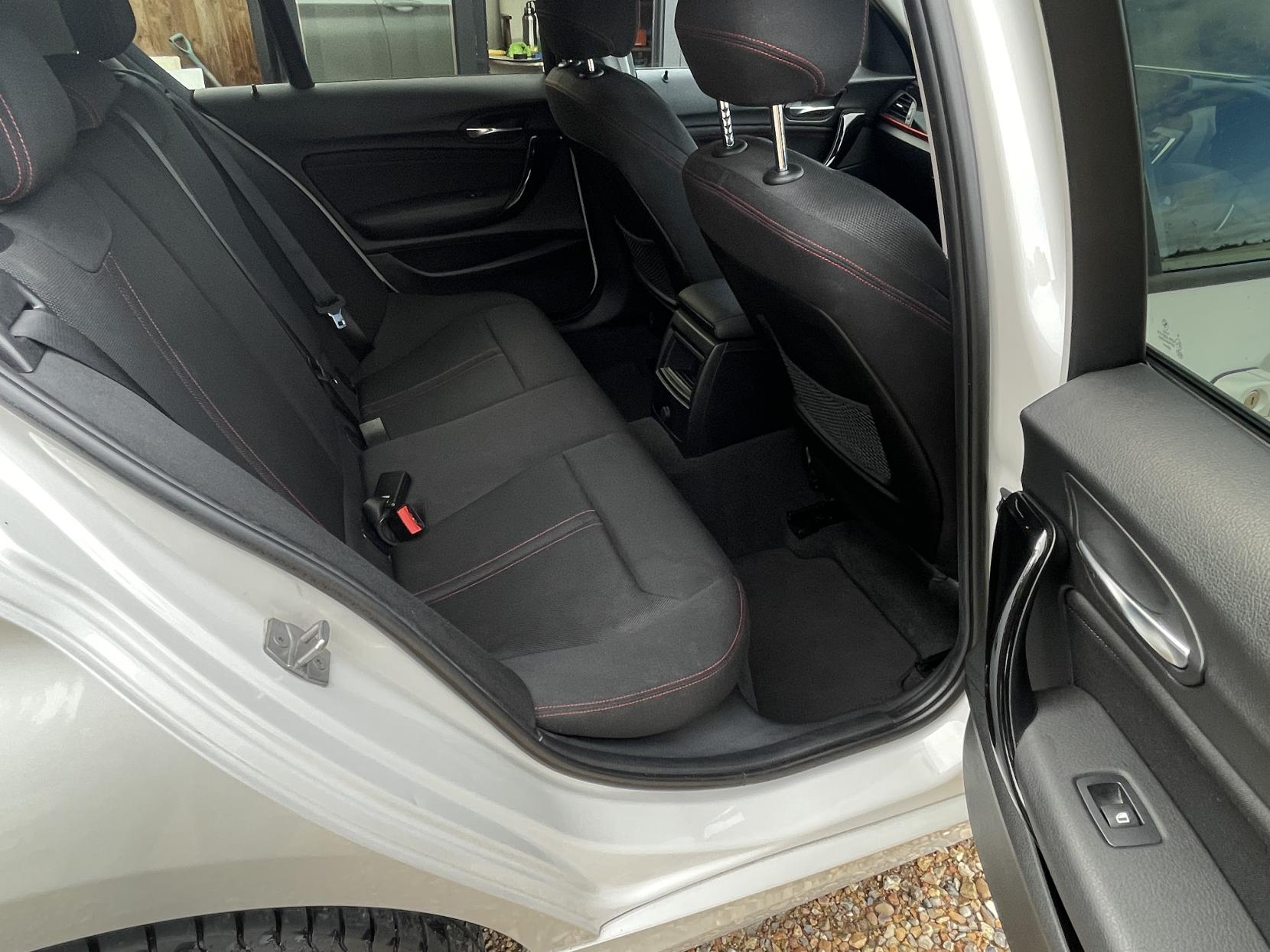 BMW 1 Series 1.5 118i Sport Hatchback 5dr Petrol Manual Euro 6 (s/s) (136 ps)