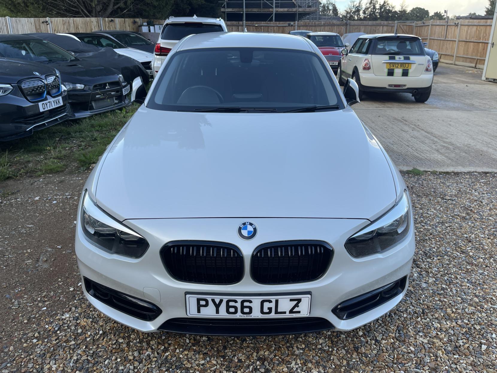 BMW 1 Series 1.5 118i Sport Hatchback 5dr Petrol Manual Euro 6 (s/s) (136 ps)
