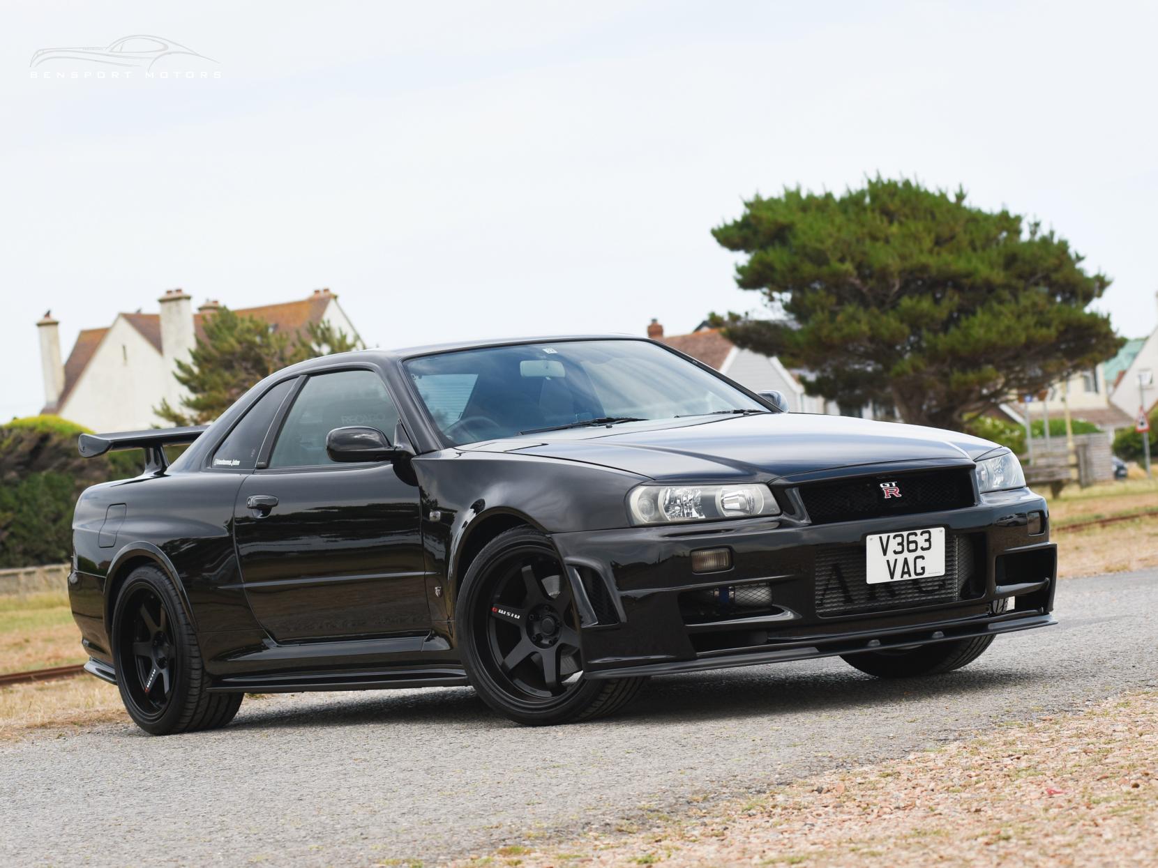 Nissan Skyline 2.6 GT-R Coupe 2dr Petrol Manual (280 bhp) - Nissan