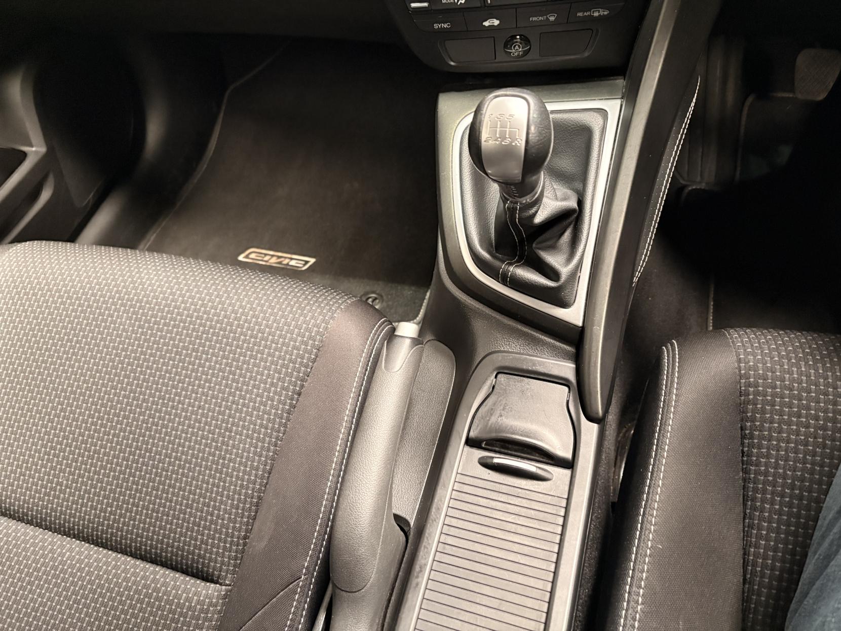 Vehicle Image 17