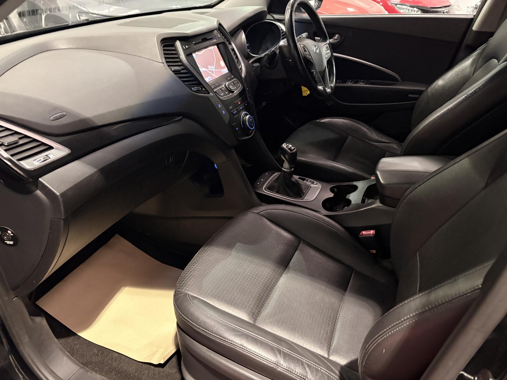 Vehicle Image 32
