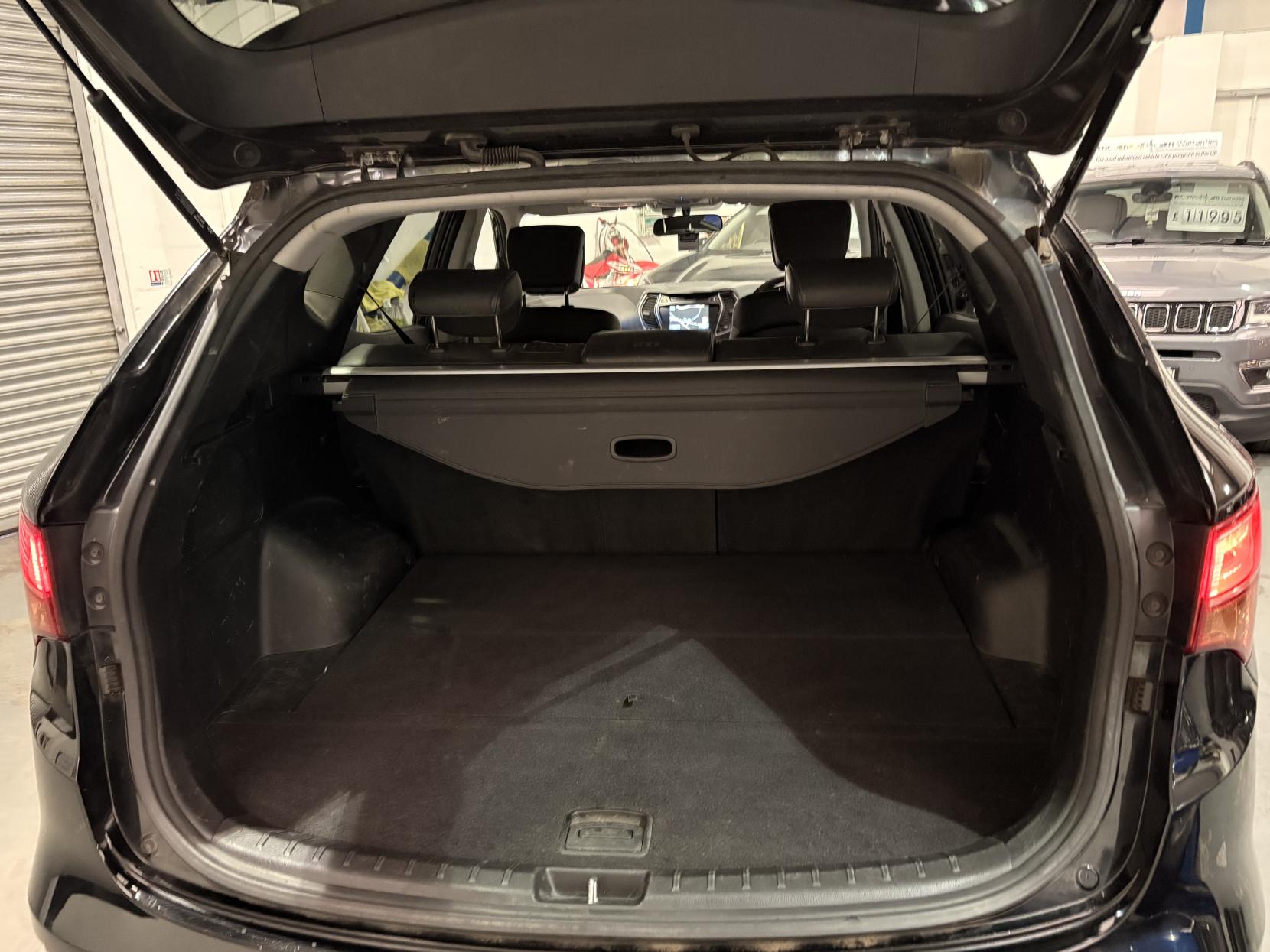 Vehicle Image 21