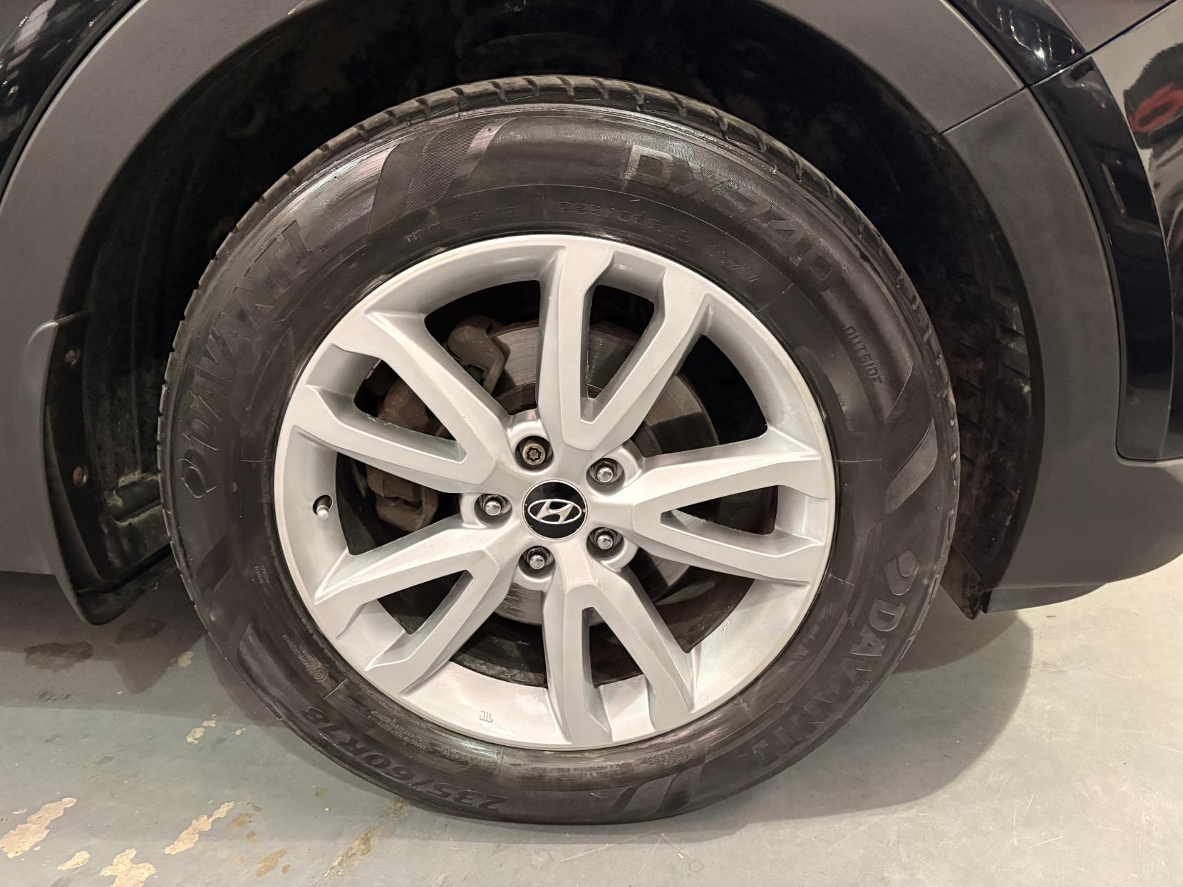 Vehicle Image 17