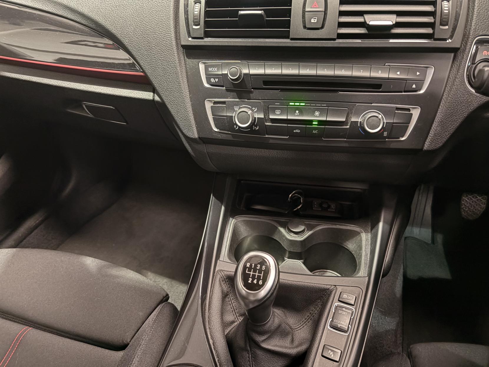 Vehicle Image 24