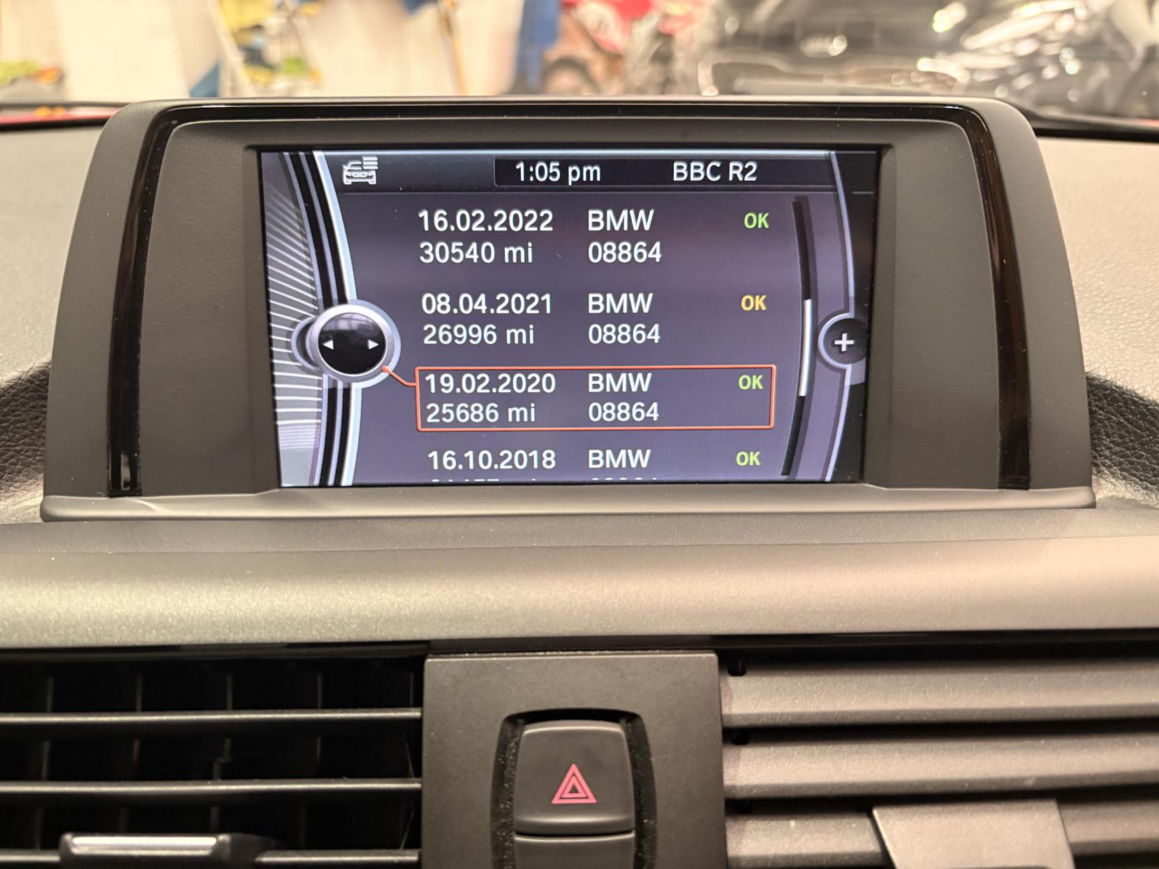 Vehicle Image 21