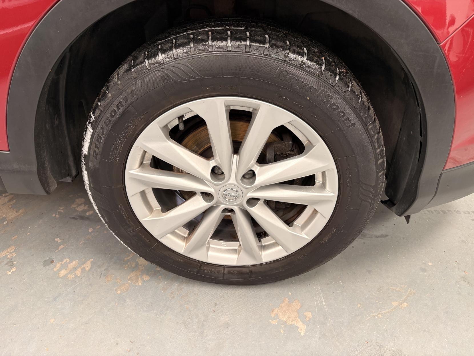 Vehicle Image 13