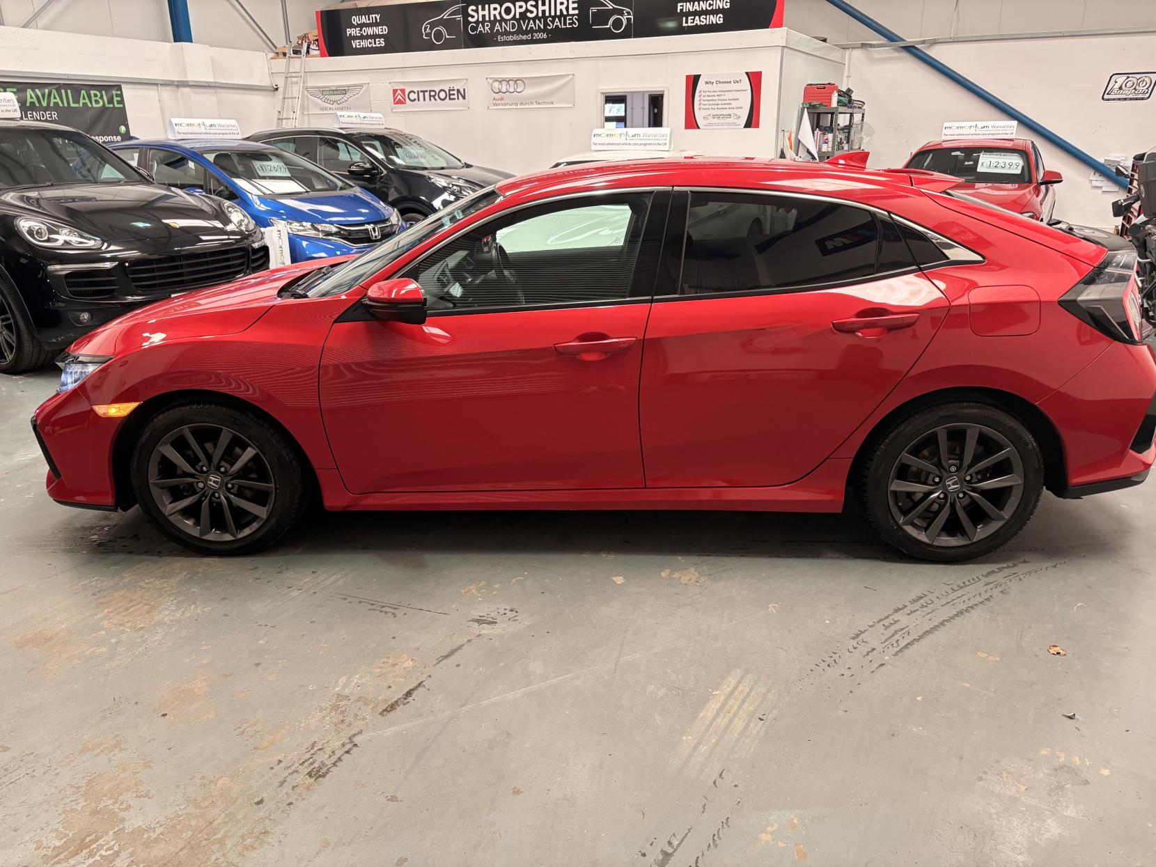 Vehicle Image 4