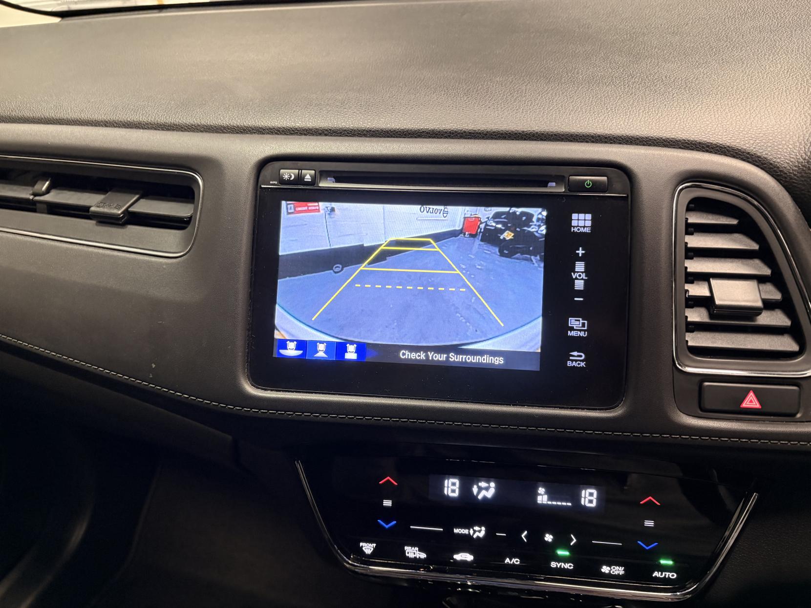 Vehicle Image 16