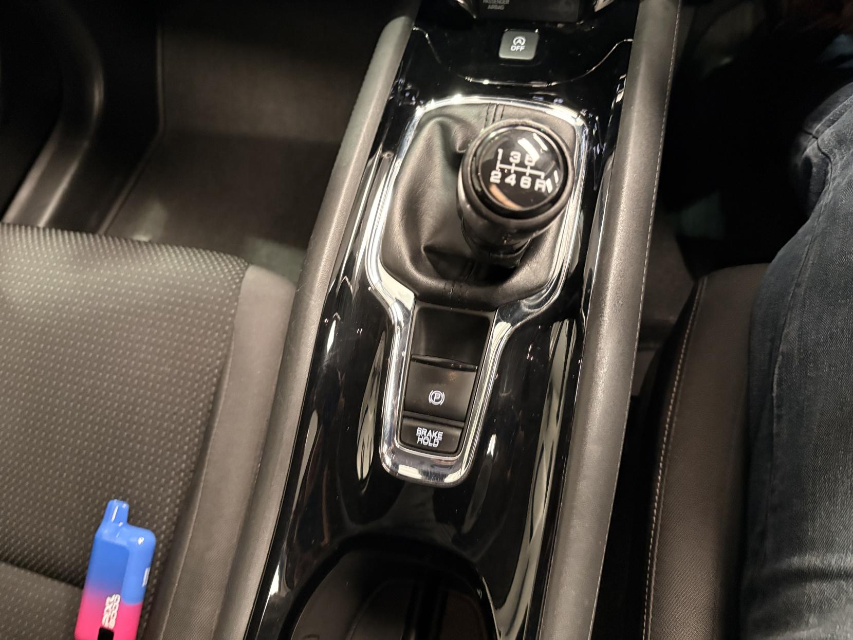 Vehicle Image 19