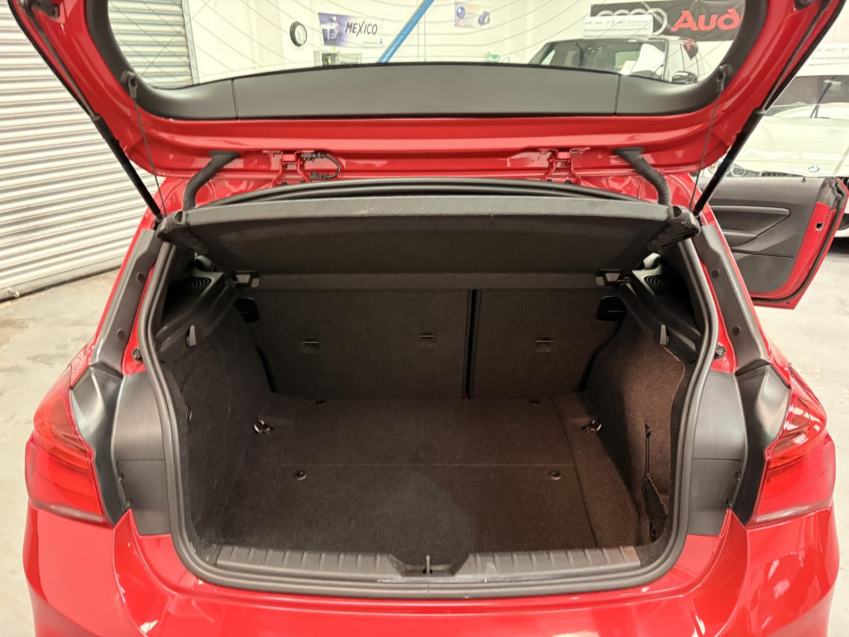 Vehicle Image 28
