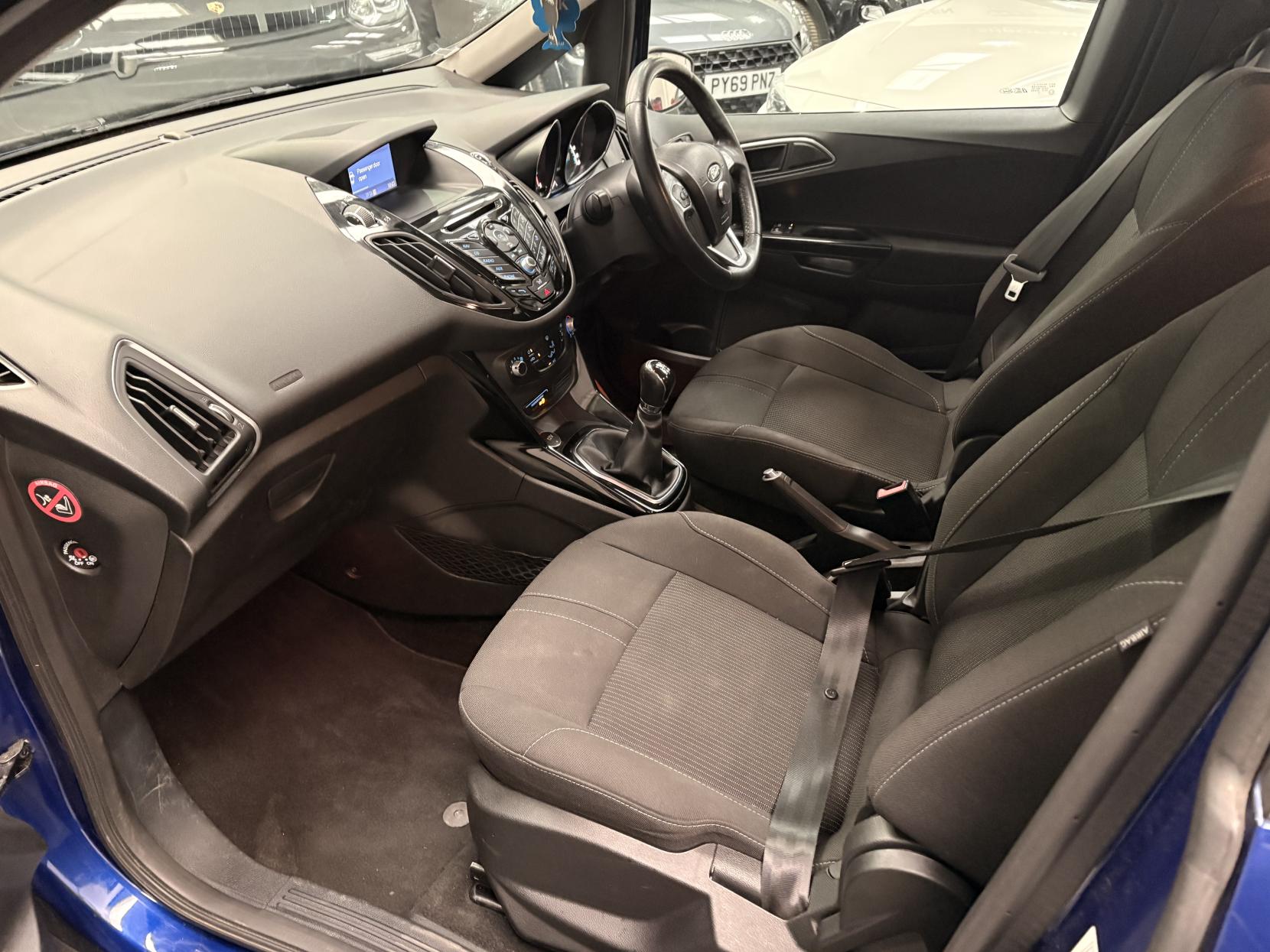 Vehicle Image 20