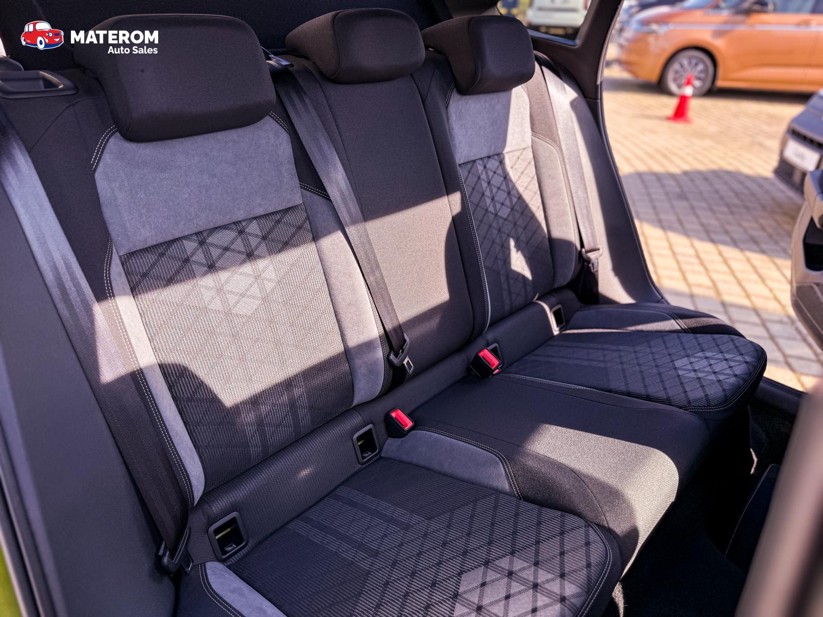 Volkswagen Taigo 1.5 TSI DSG R-Line