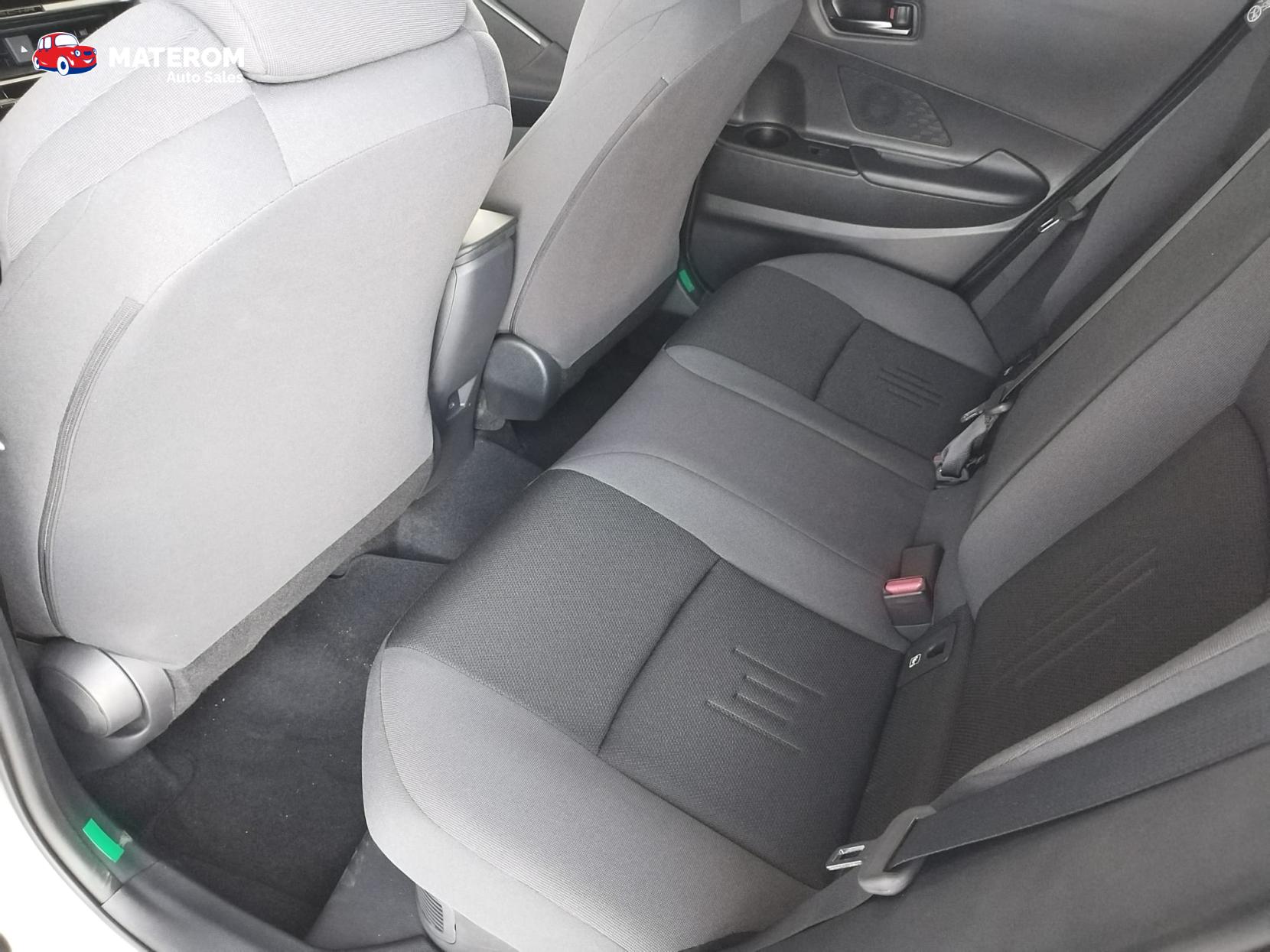 Toyota C-HR 2.0   197 hp New C-hr 2.0 full hybrid 