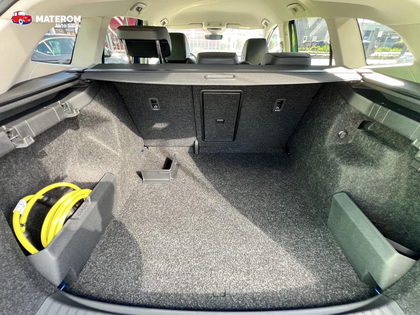 Skoda Enyaq iV SELECTION TMBLE7NY8PF039397