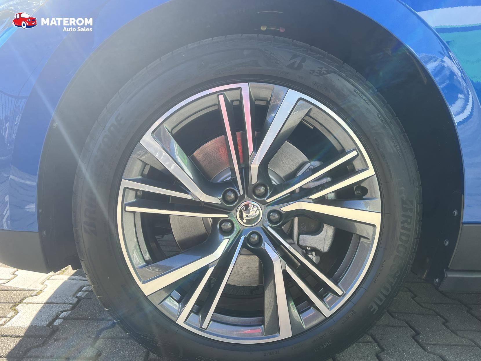 Skoda Enyaq iV SELECTION TMBLE7NY8PF039397