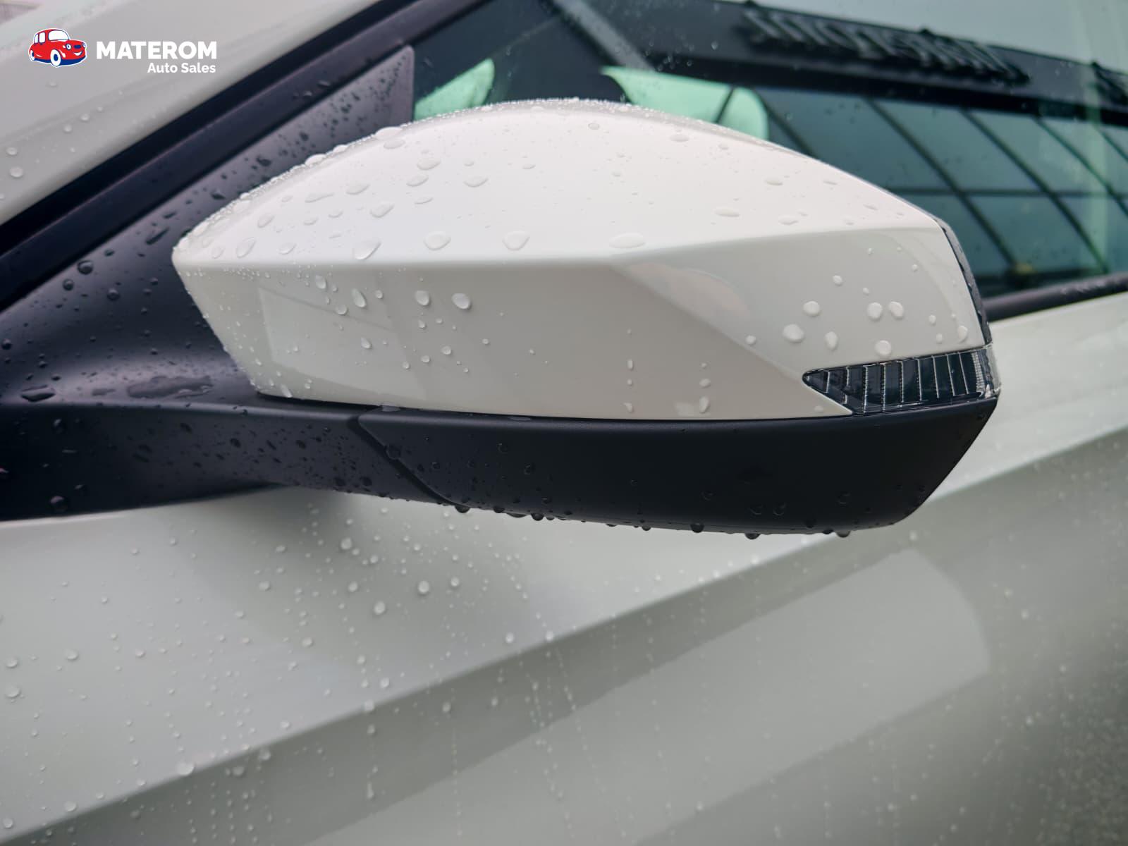 Skoda Fabia 1.0 Essence Fabia IV