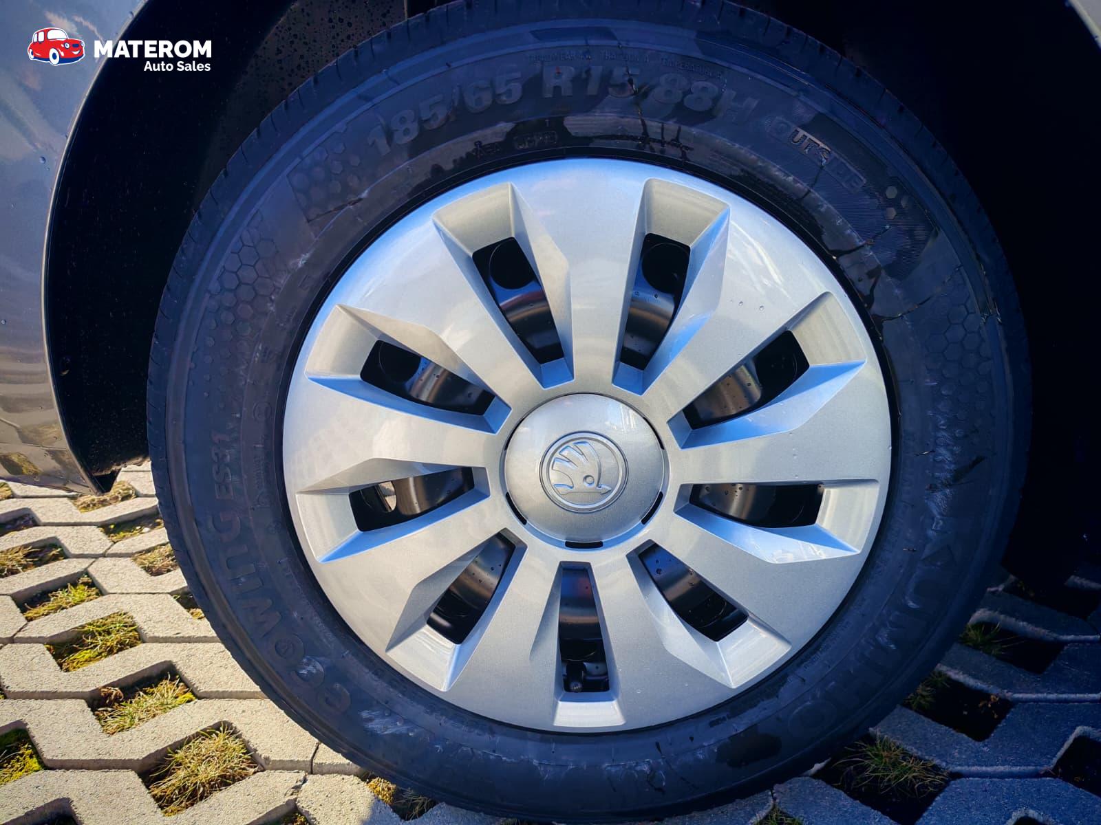 Skoda Fabia 1.0 Selection Fabia IV