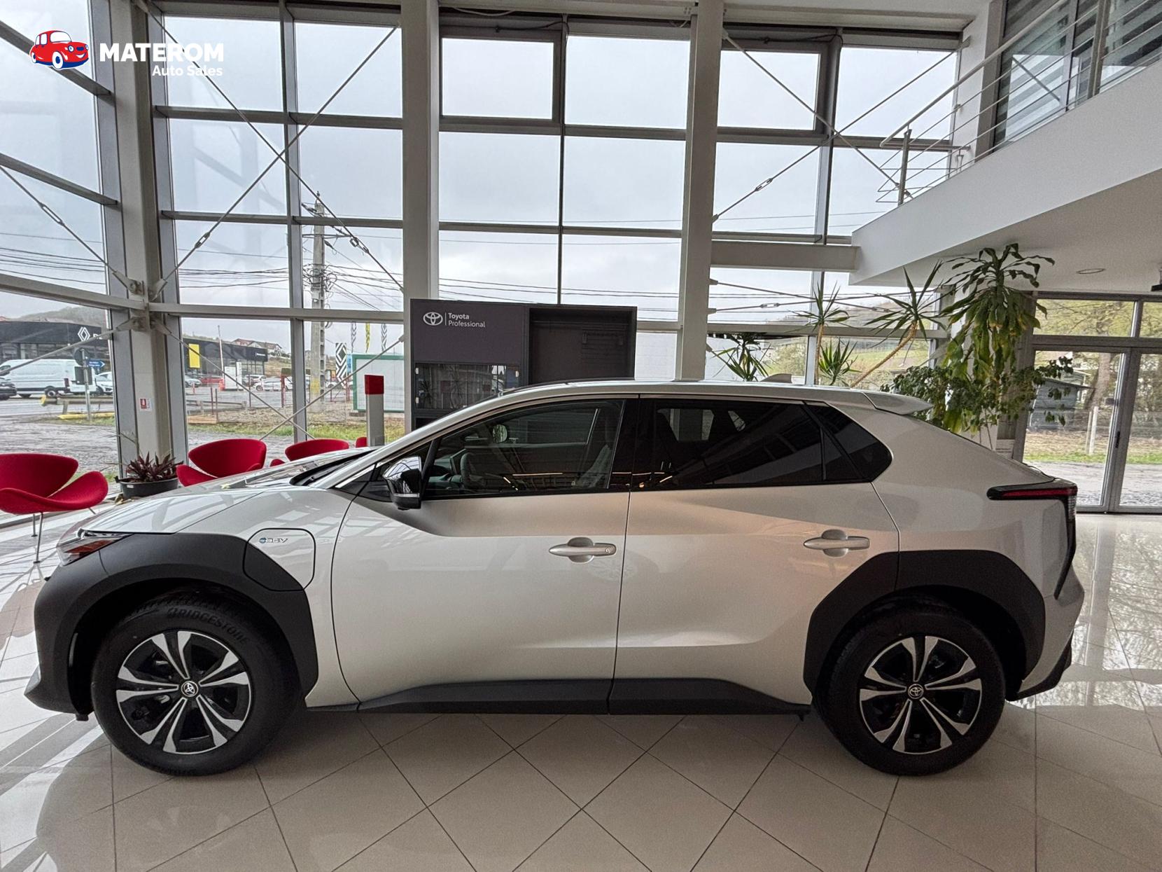 Toyota bB BZ4X LUXURY SOLAR EDITION