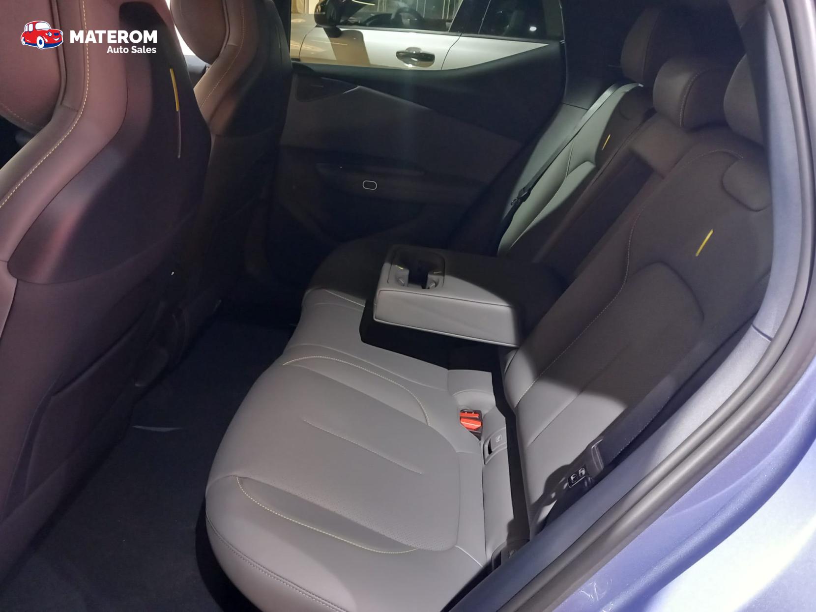 Lynk&Co 02 full electric L6TE310B8SF502275