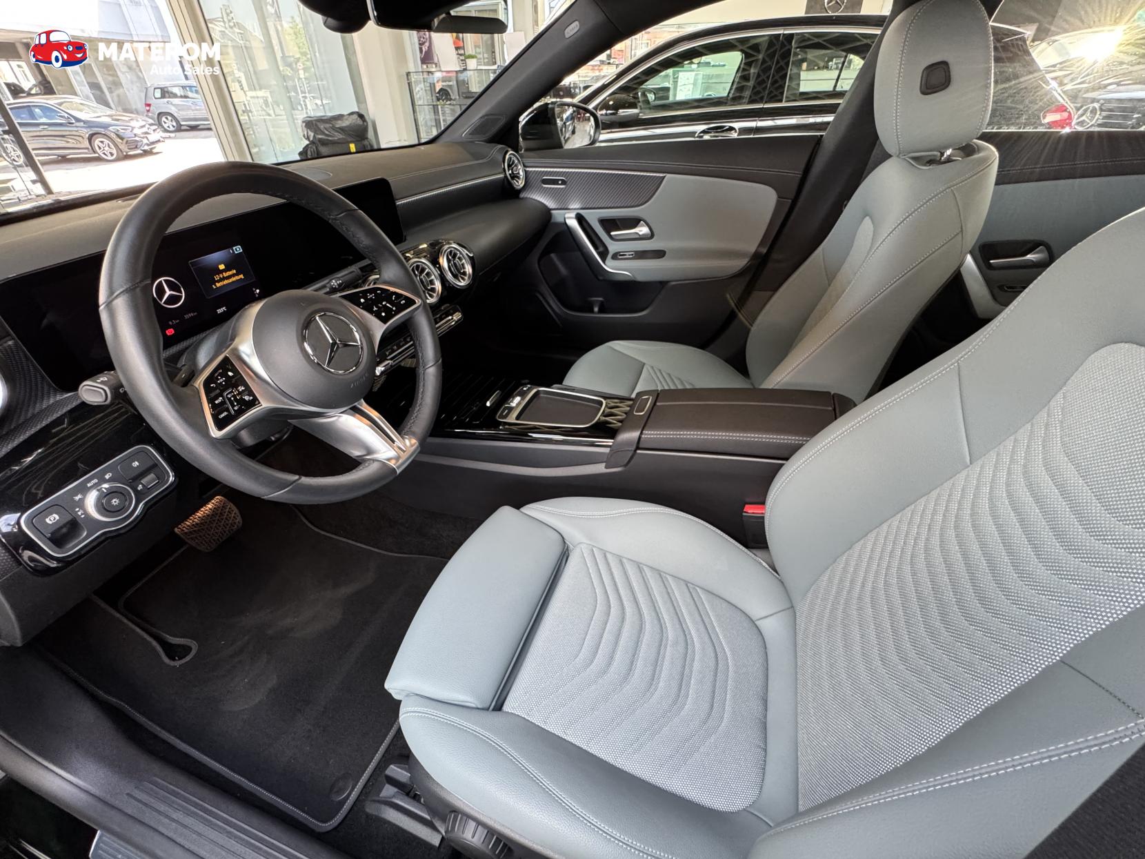 Mercedes-Benz CLA 180 2.0