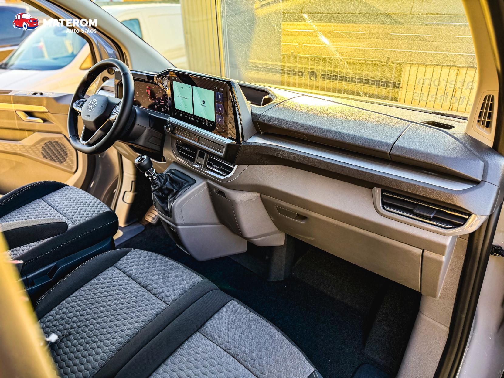 Volkswagen Caravelle, Transporter 2.0 Life LR 2.0 TDI 9 locuri