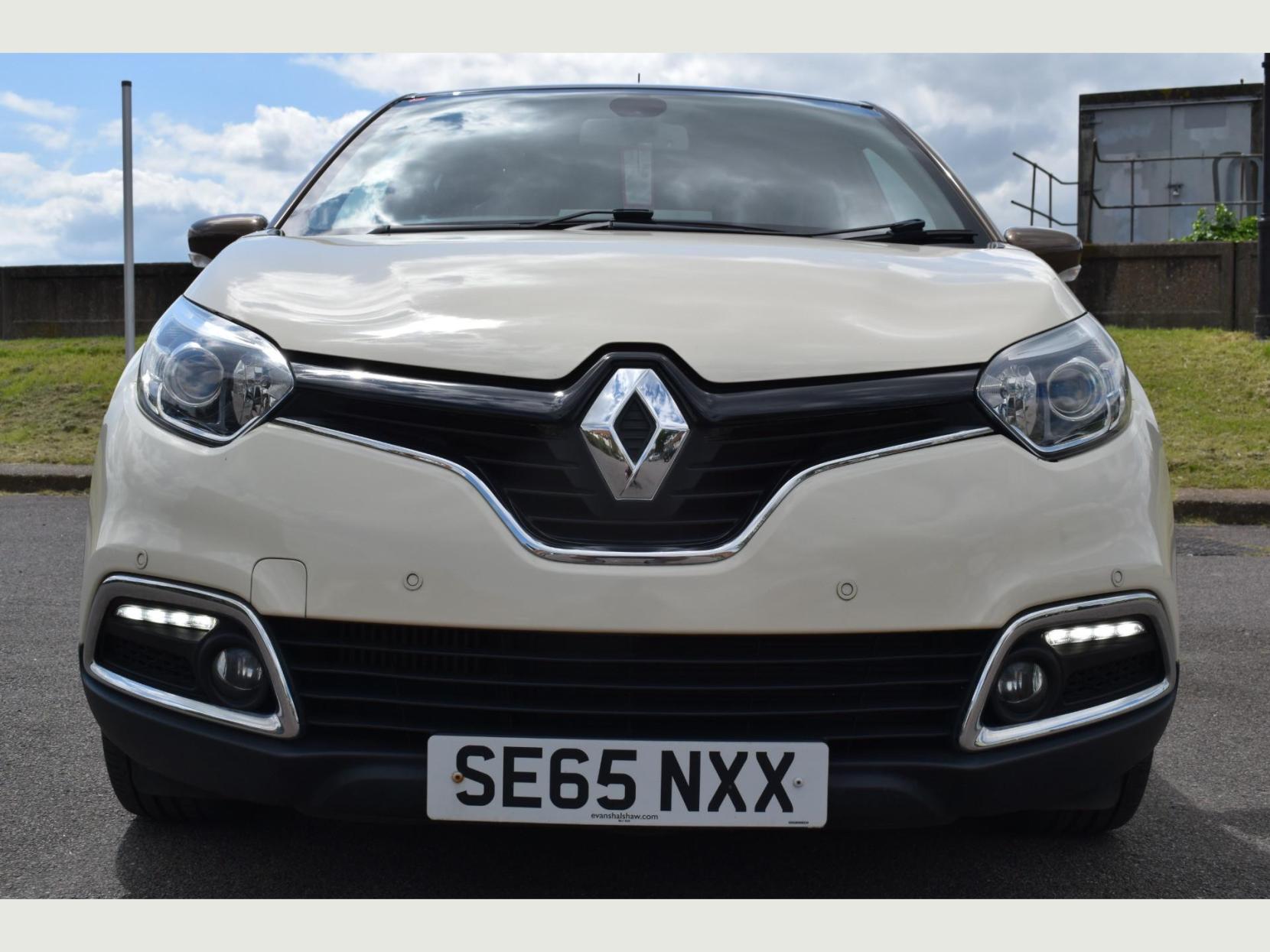 Renault Captur ICONIC NAV DCI