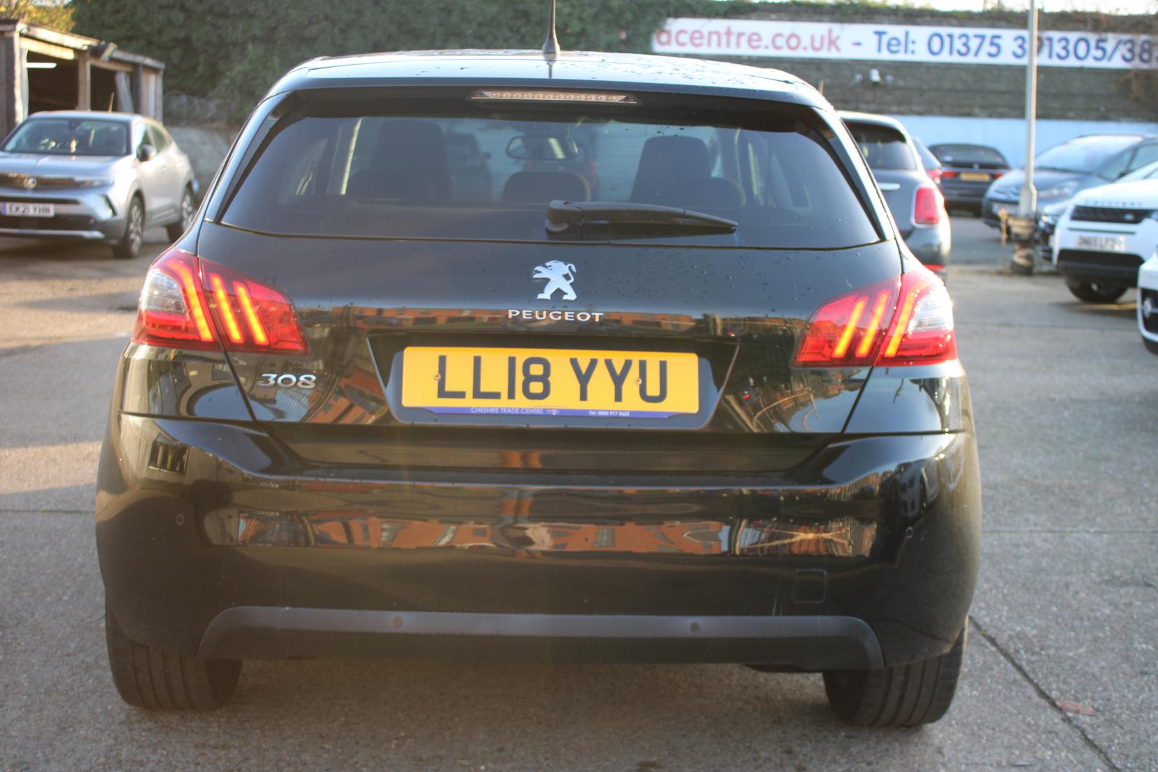Peugeot 308 1.2 PureTech GPF Allure Hatchback 5dr Petrol Manual Euro 6 (s/s) (130 ps)