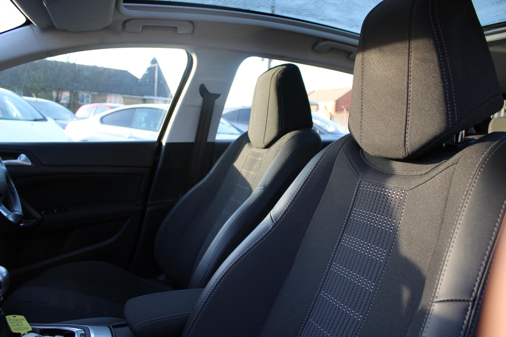 Peugeot 308 1.2 PureTech GPF Allure Hatchback 5dr Petrol Manual Euro 6 (s/s) (130 ps)