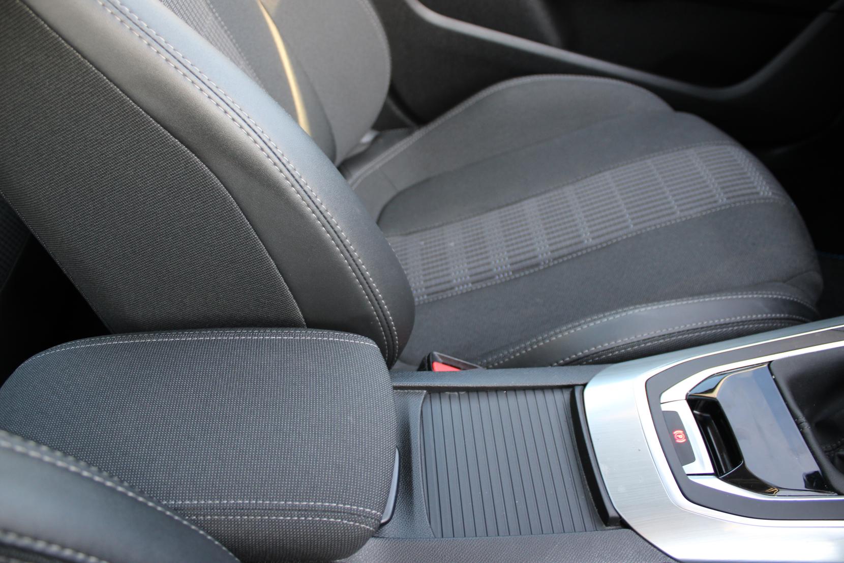 Peugeot 308 1.2 PureTech GPF Allure Hatchback 5dr Petrol Manual Euro 6 (s/s) (130 ps)