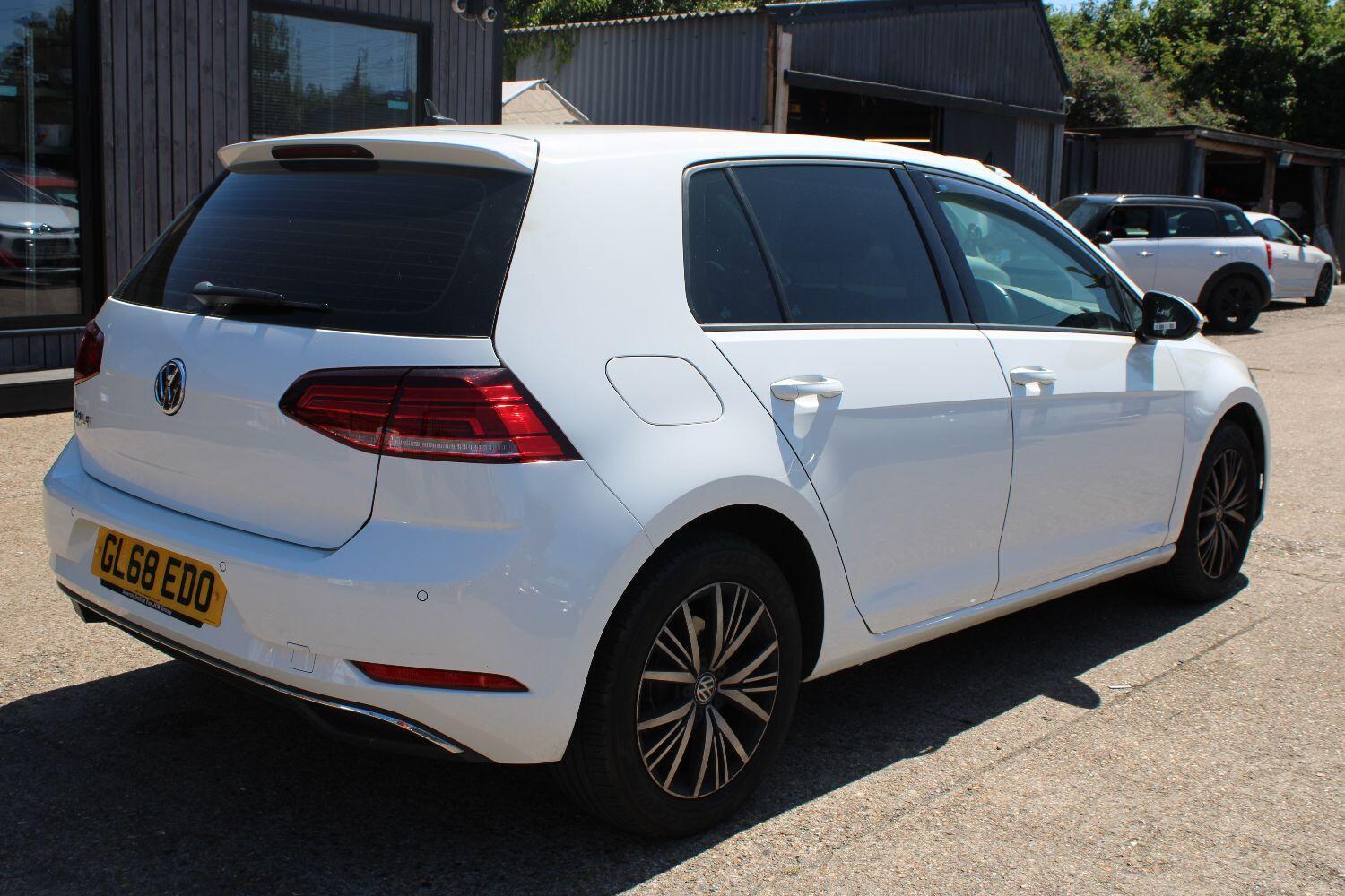 Volkswagen Golf 1.5 TSI EVO SE Nav