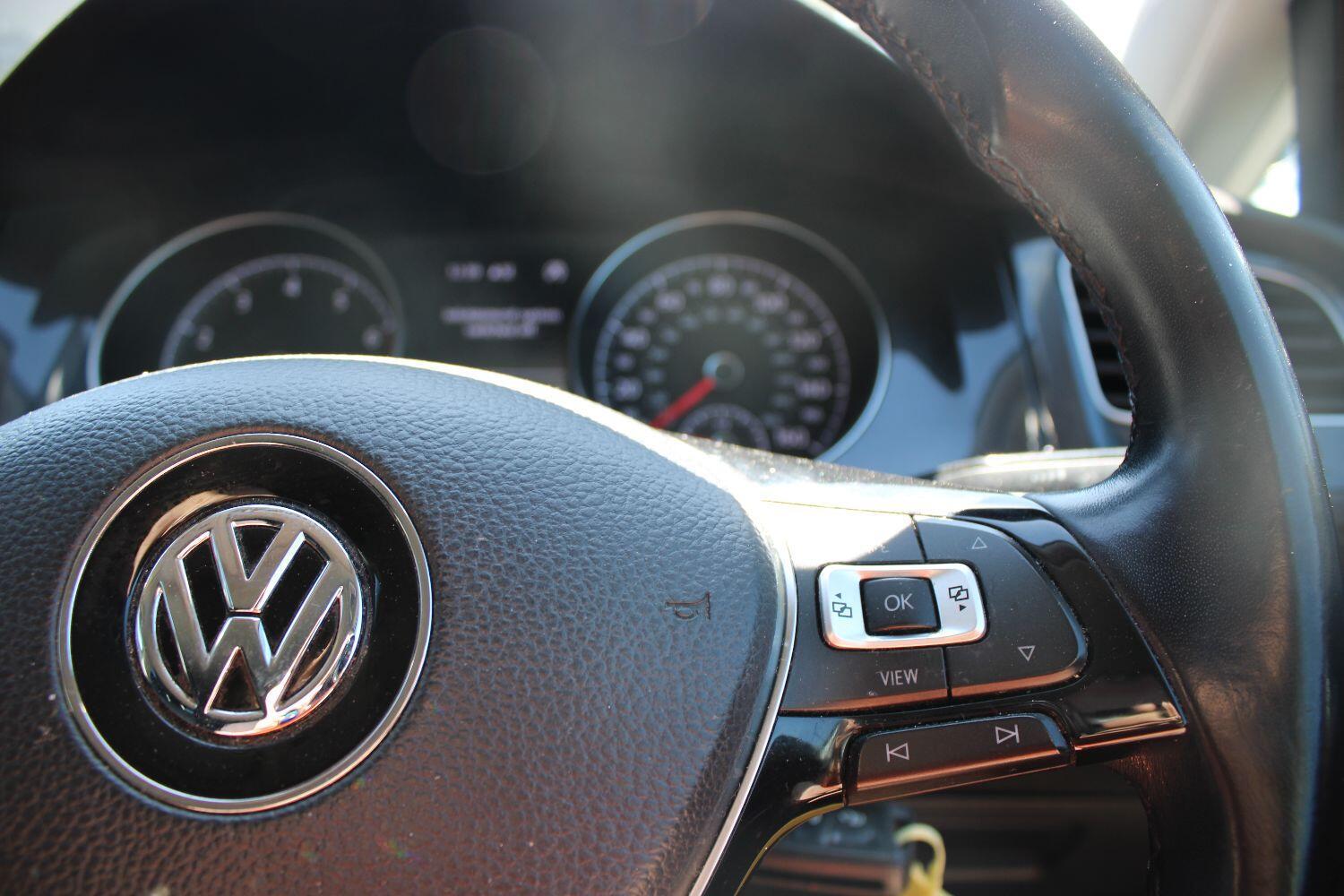 Volkswagen Golf 1.5 TSI EVO SE Nav