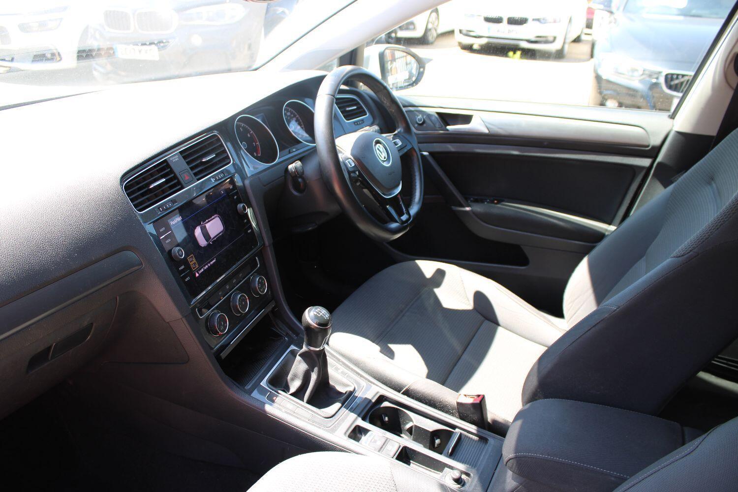 Volkswagen Golf 1.5 TSI EVO SE Nav