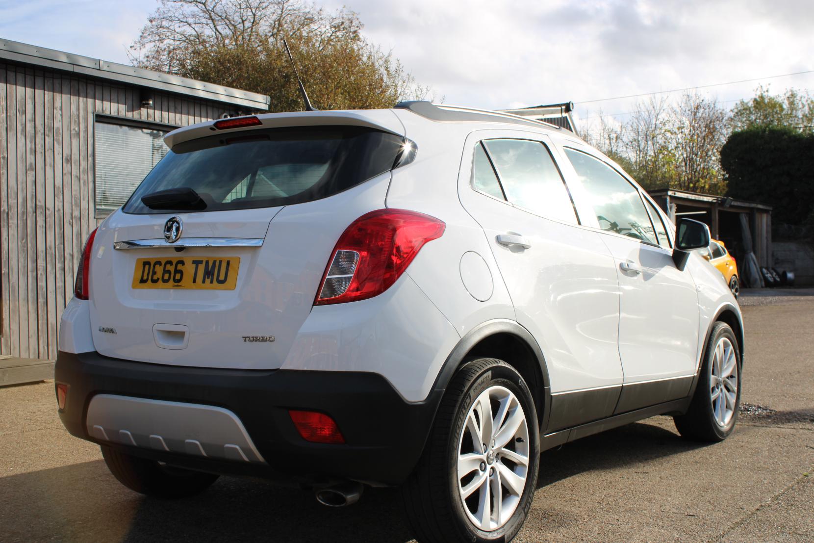 Vauxhall Mokka 1.4i Turbo Tech Line SUV 5dr Petrol Manual 2WD Euro 6 (s/s) (140 ps)