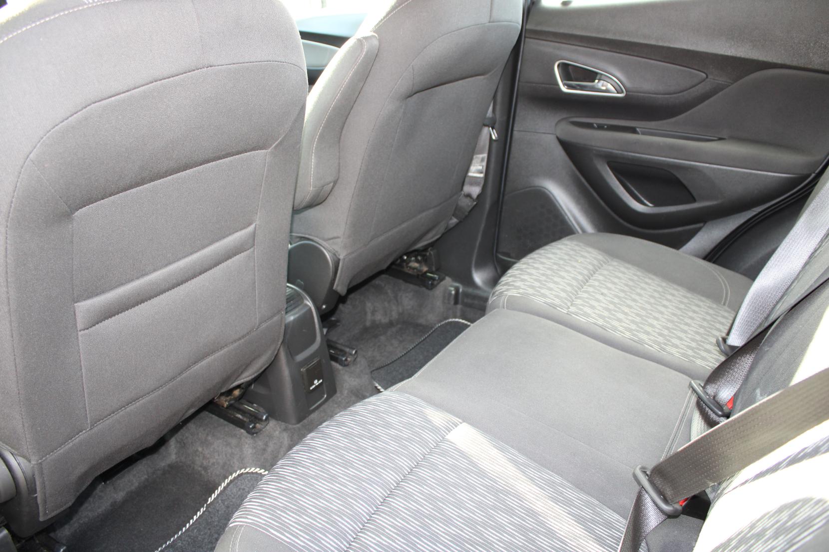 Vauxhall Mokka 1.4i Turbo Tech Line SUV 5dr Petrol Manual 2WD Euro 6 (s/s) (140 ps)