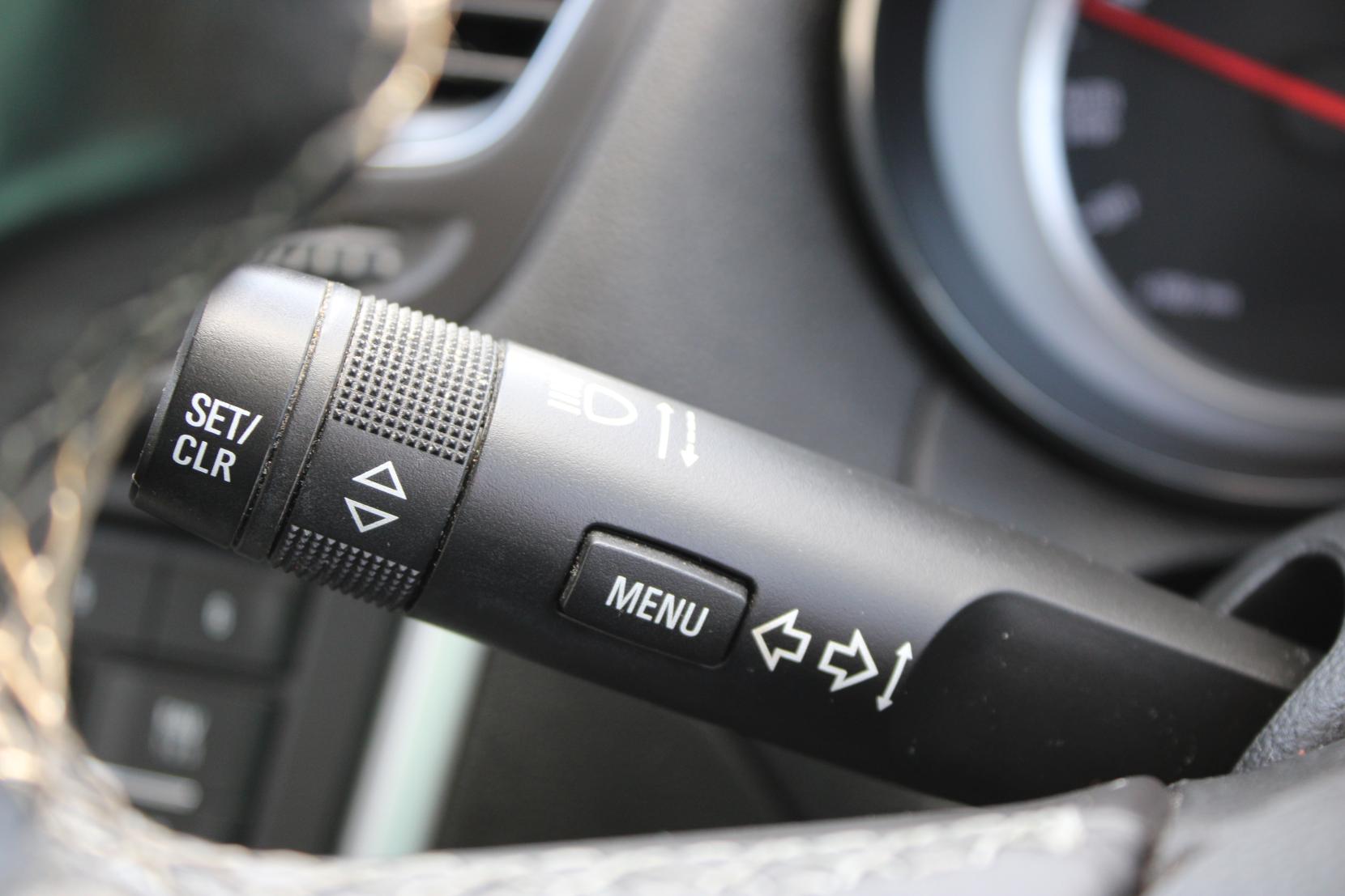 Vauxhall Mokka 1.4i Turbo Tech Line SUV 5dr Petrol Manual 2WD Euro 6 (s/s) (140 ps)