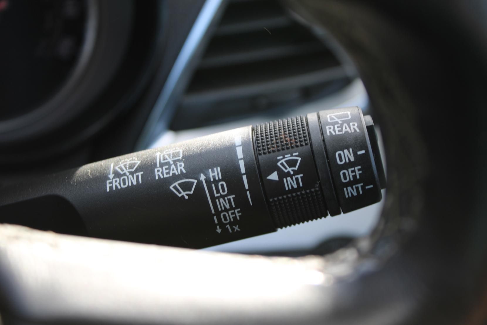 Vauxhall Mokka 1.4i Turbo Tech Line SUV 5dr Petrol Manual 2WD Euro 6 (s/s) (140 ps)