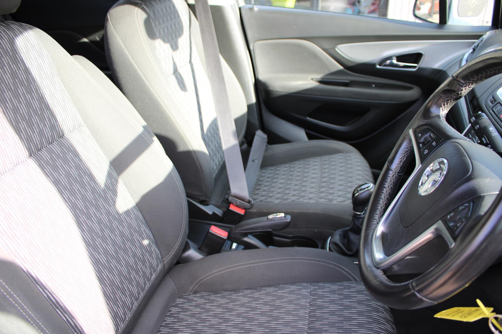 Vauxhall Mokka 1.4i Turbo Tech Line SUV 5dr Petrol Manual 2WD Euro 6 (s/s) (140 ps)