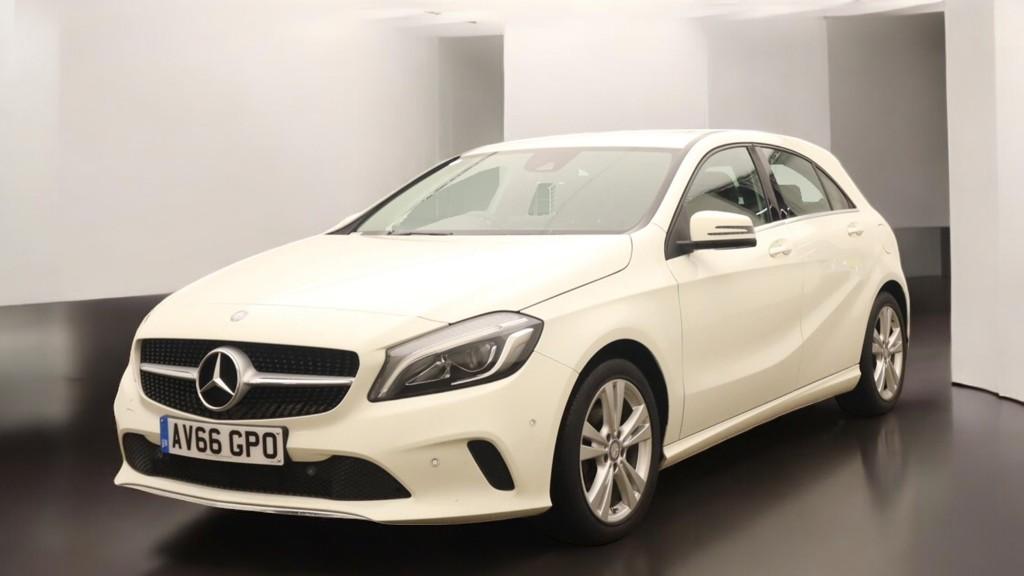 Mercedes-Benz A Class 1.6 A180 Sport (Premium) Hatchback 5dr Petrol 7G-DCT Euro 6 (s/s) (122 ps)