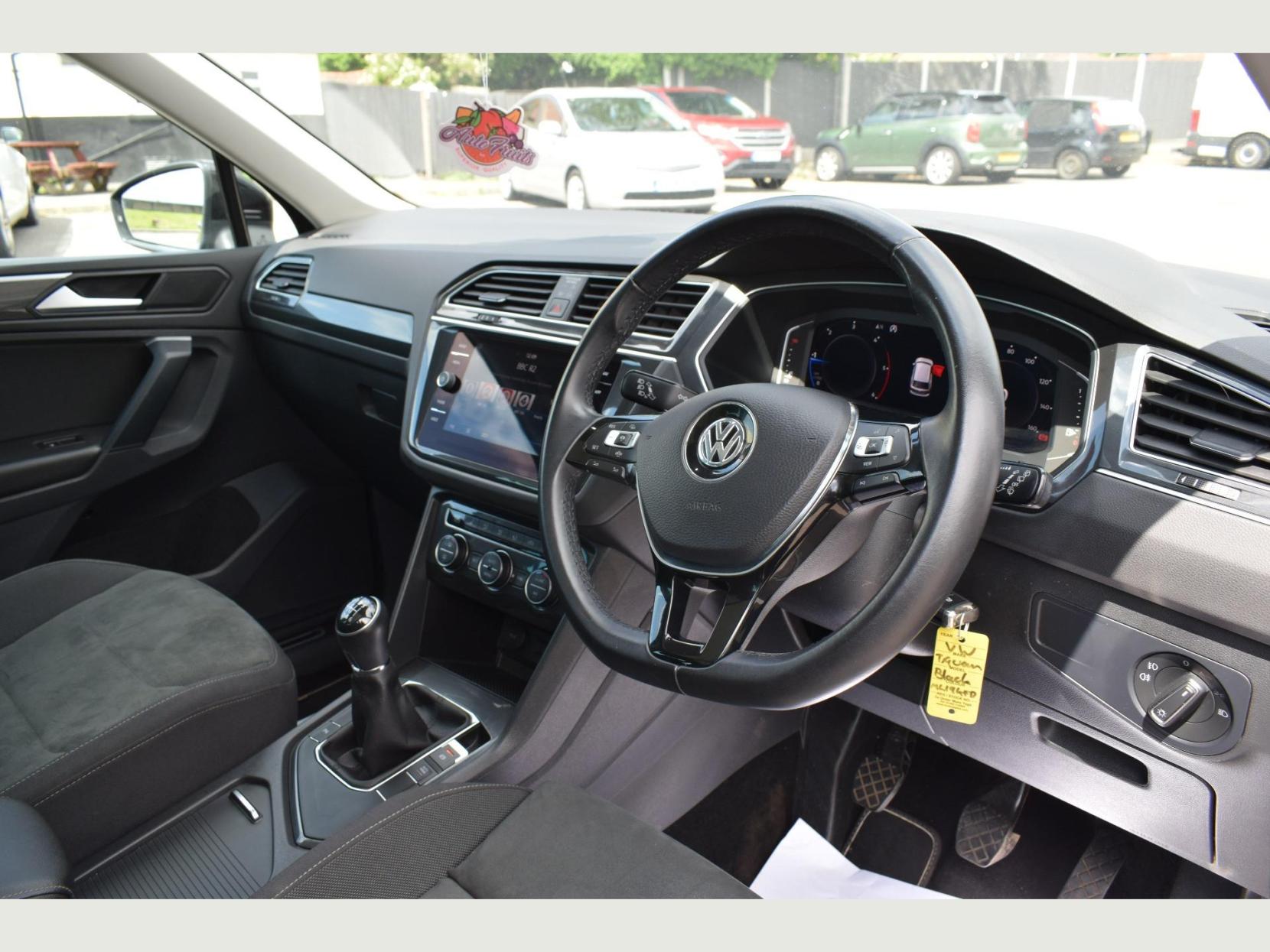 Volkswagen Tiguan SEL TDI