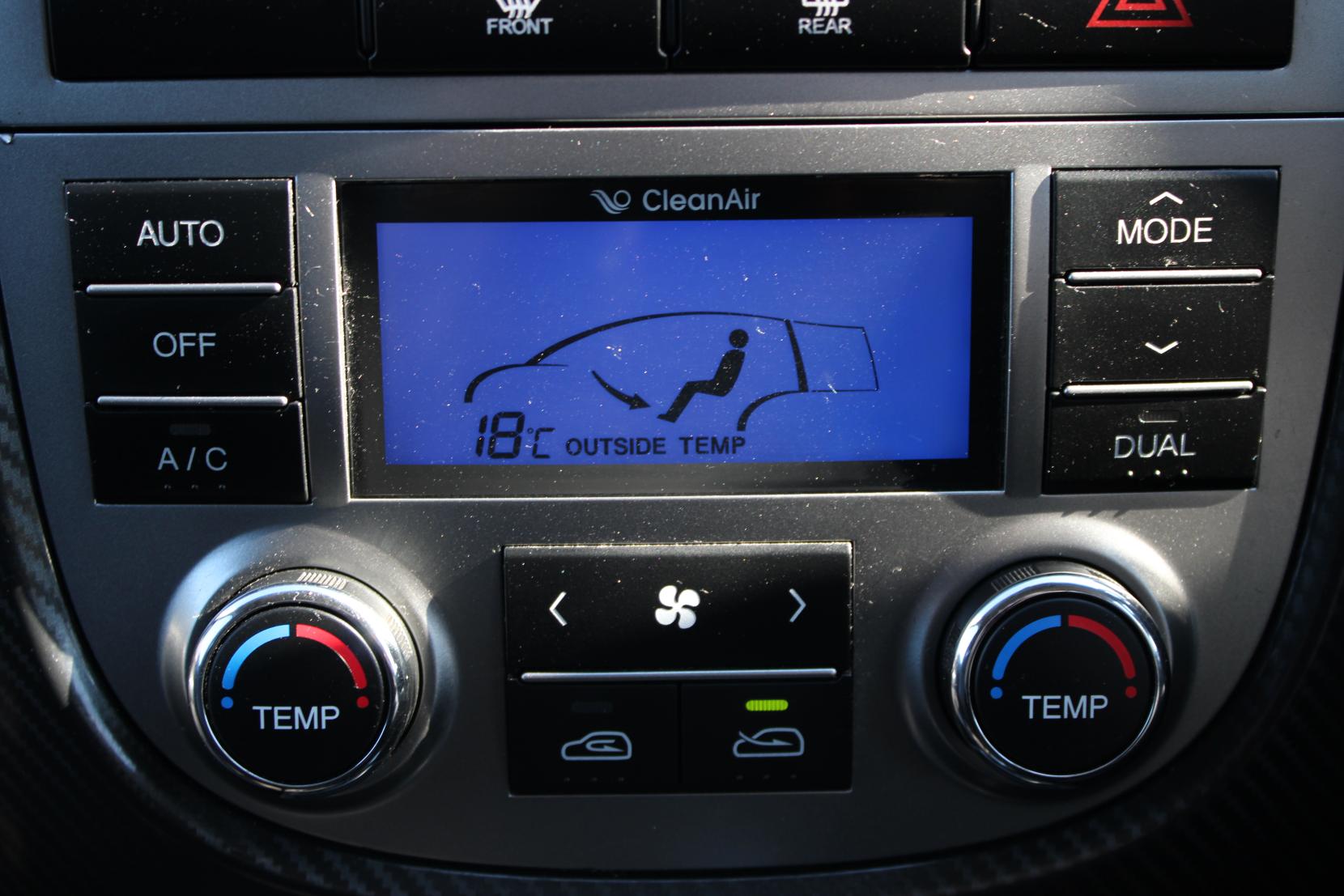 Hyundai Santa Fe 2.2 CRDi Premium SUV 5dr Diesel Auto 4WD Euro 5 (5 seat) (194 bhp)