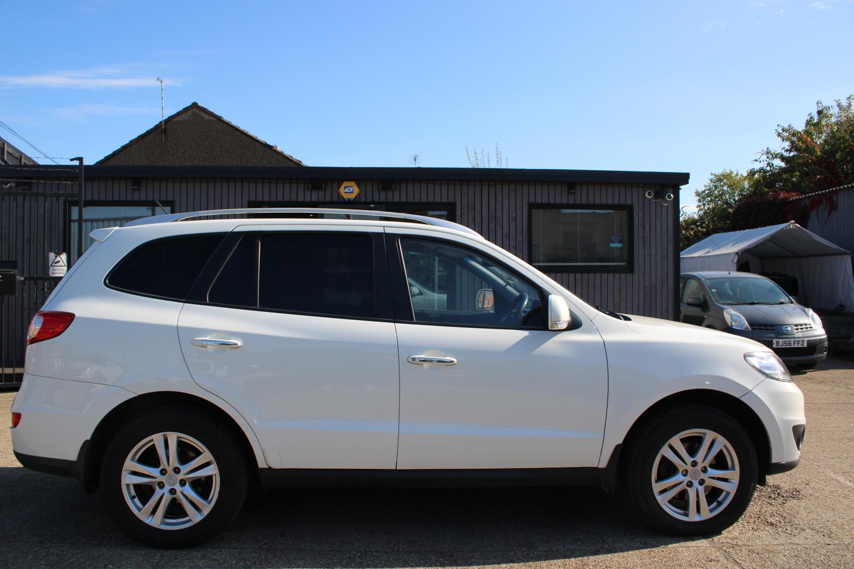 Hyundai Santa Fe 2.2 CRDi Premium SUV 5dr Diesel Auto 4WD Euro 5 (5 seat) (194 bhp)