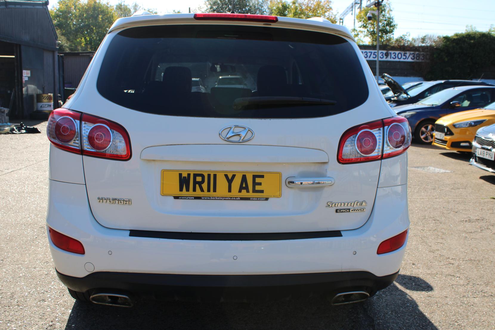 Hyundai Santa Fe 2.2 CRDi Premium SUV 5dr Diesel Auto 4WD Euro 5 (5 seat) (194 bhp)