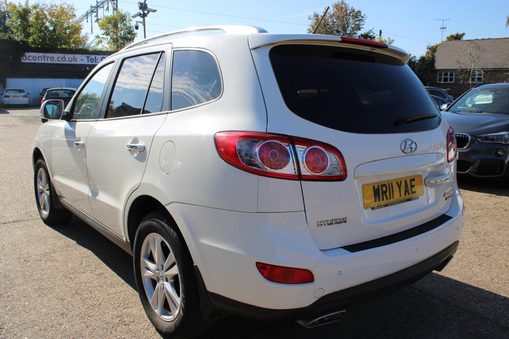 Hyundai Santa Fe 2.2 CRDi Premium SUV 5dr Diesel Auto 4WD Euro 5 (5 seat) (194 bhp)