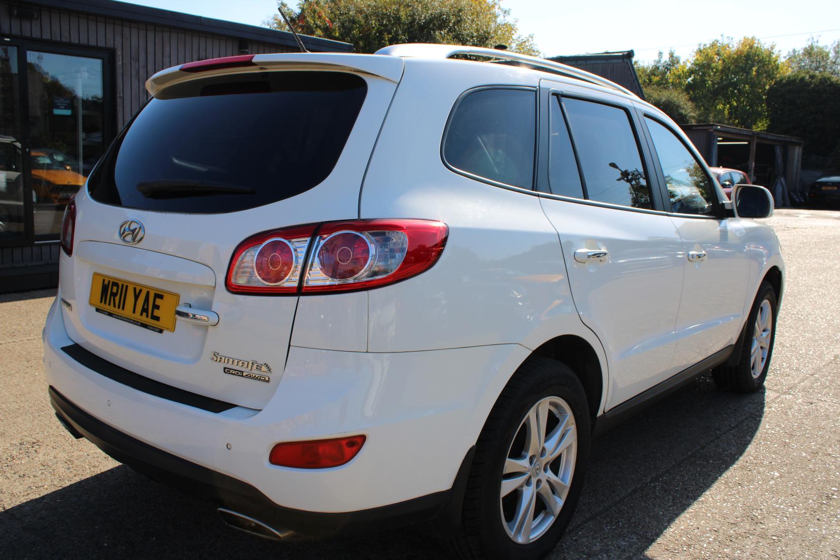 Hyundai Santa Fe 2.2 CRDi Premium SUV 5dr Diesel Auto 4WD Euro 5 (5 seat) (194 bhp)