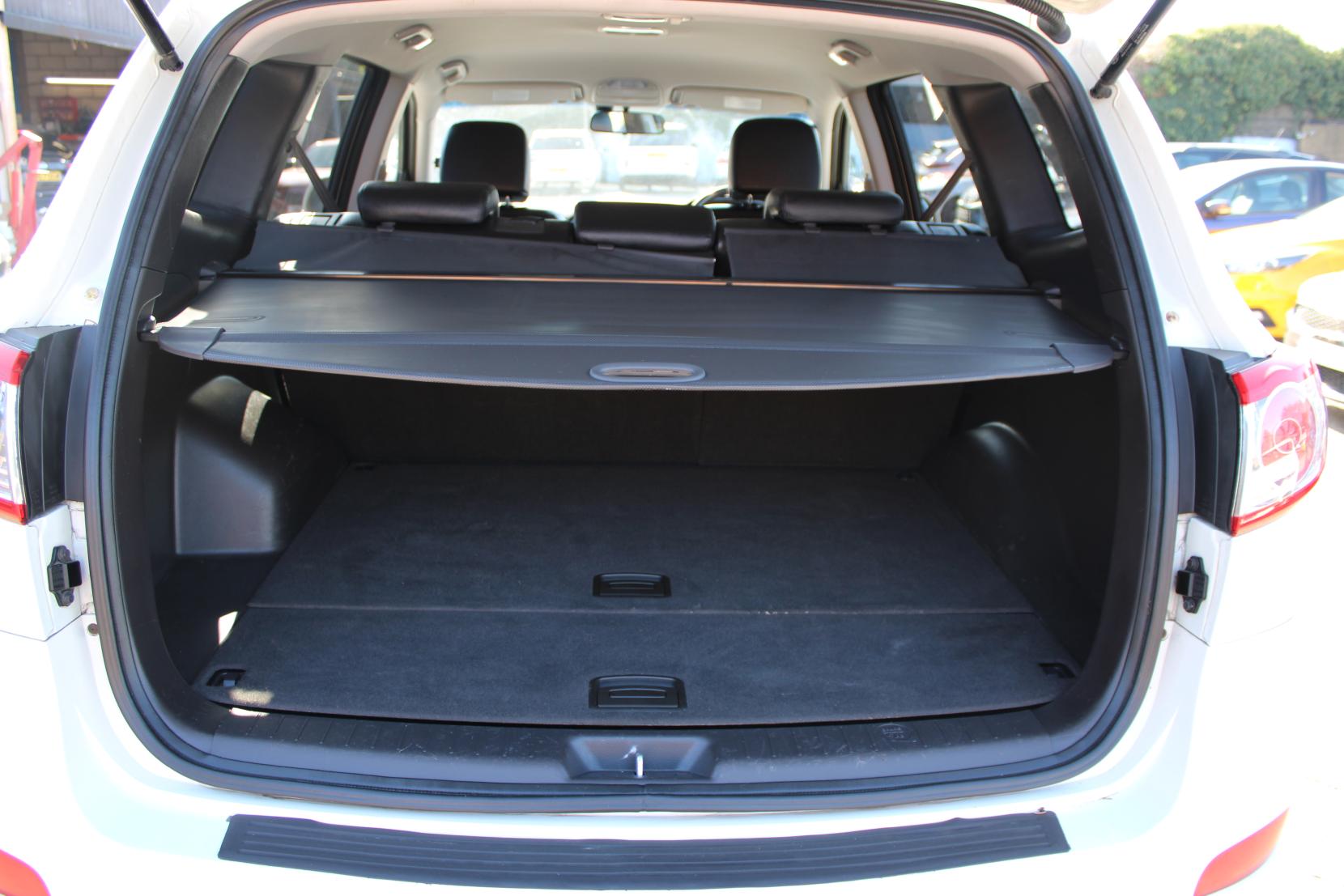 Hyundai Santa Fe 2.2 CRDi Premium SUV 5dr Diesel Auto 4WD Euro 5 (5 seat) (194 bhp)