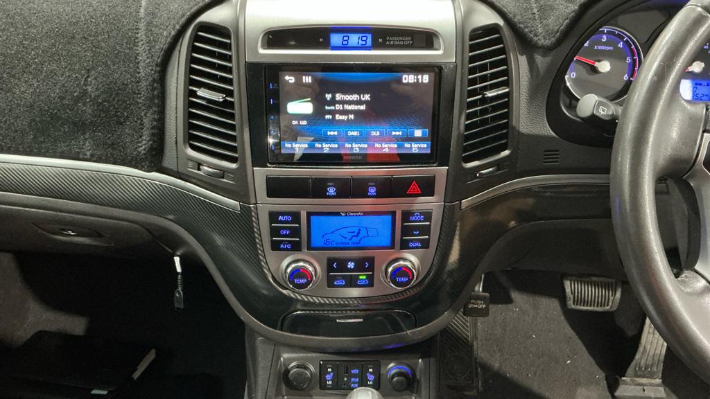 Hyundai Santa Fe 2.2 CRDi Premium SUV 5dr Diesel Auto 4WD Euro 5 (5 seat) (194 bhp)