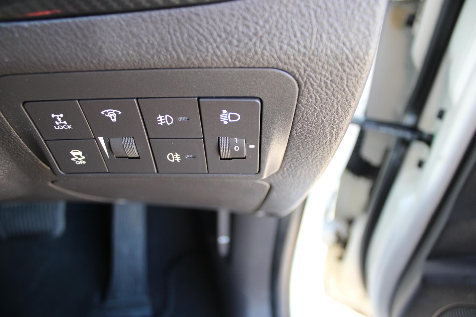 Hyundai Santa Fe 2.2 CRDi Premium SUV 5dr Diesel Auto 4WD Euro 5 (5 seat) (194 bhp)