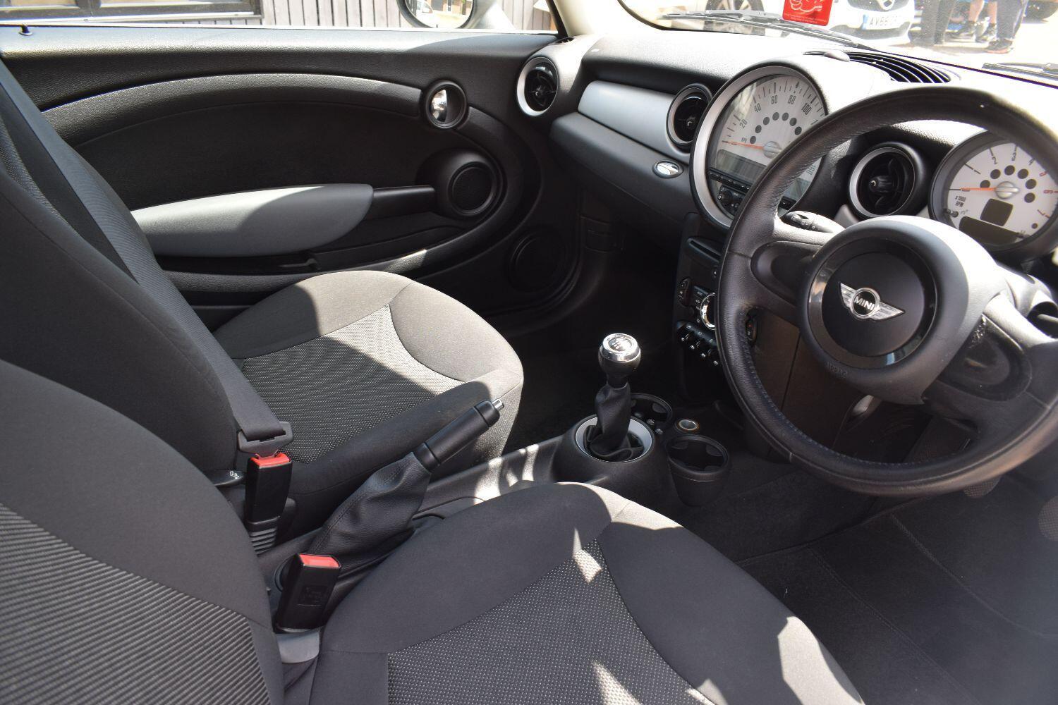 MINI Hatch 1.6 Cooper D Hatch